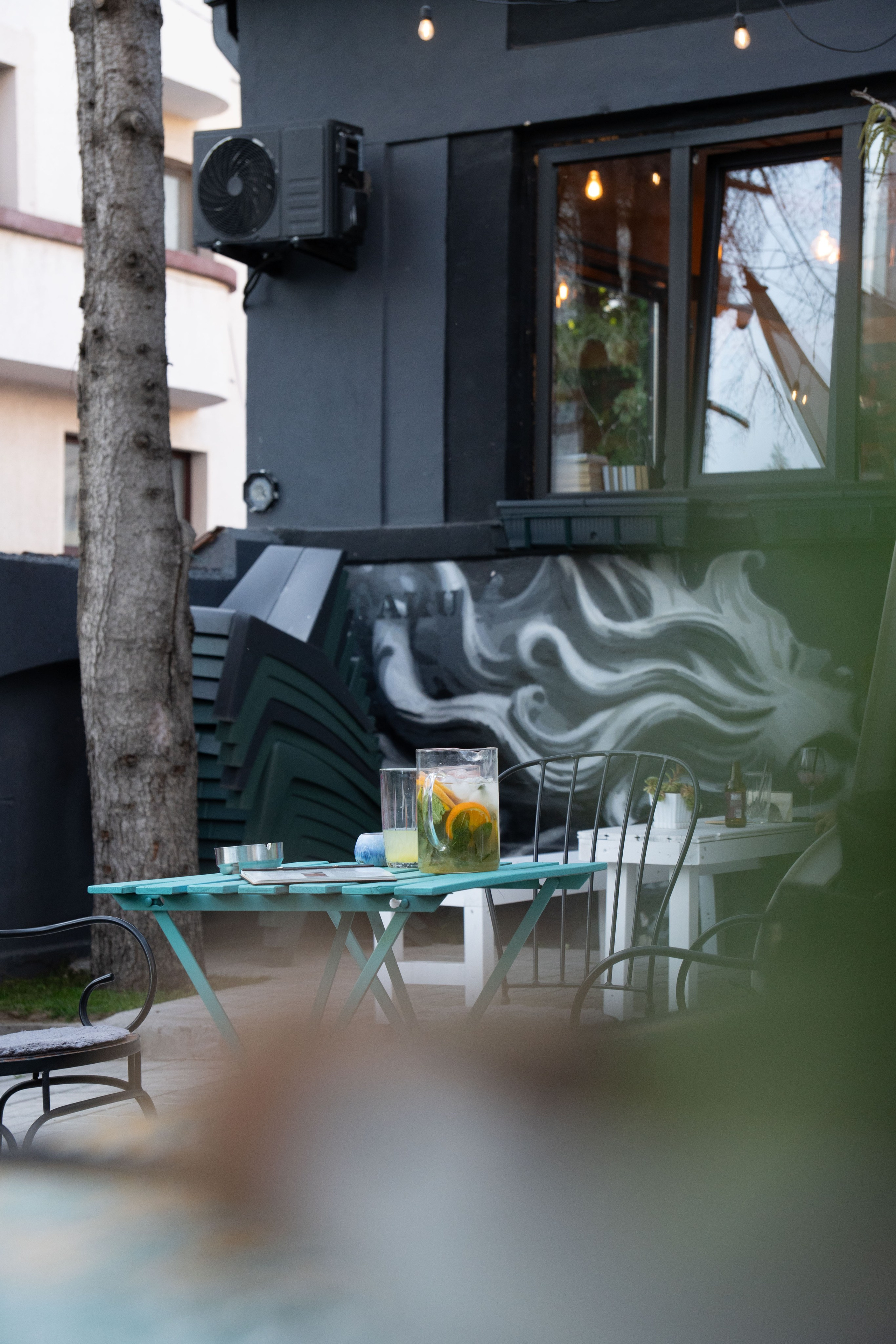 Adam’s. Creste si calatoreste