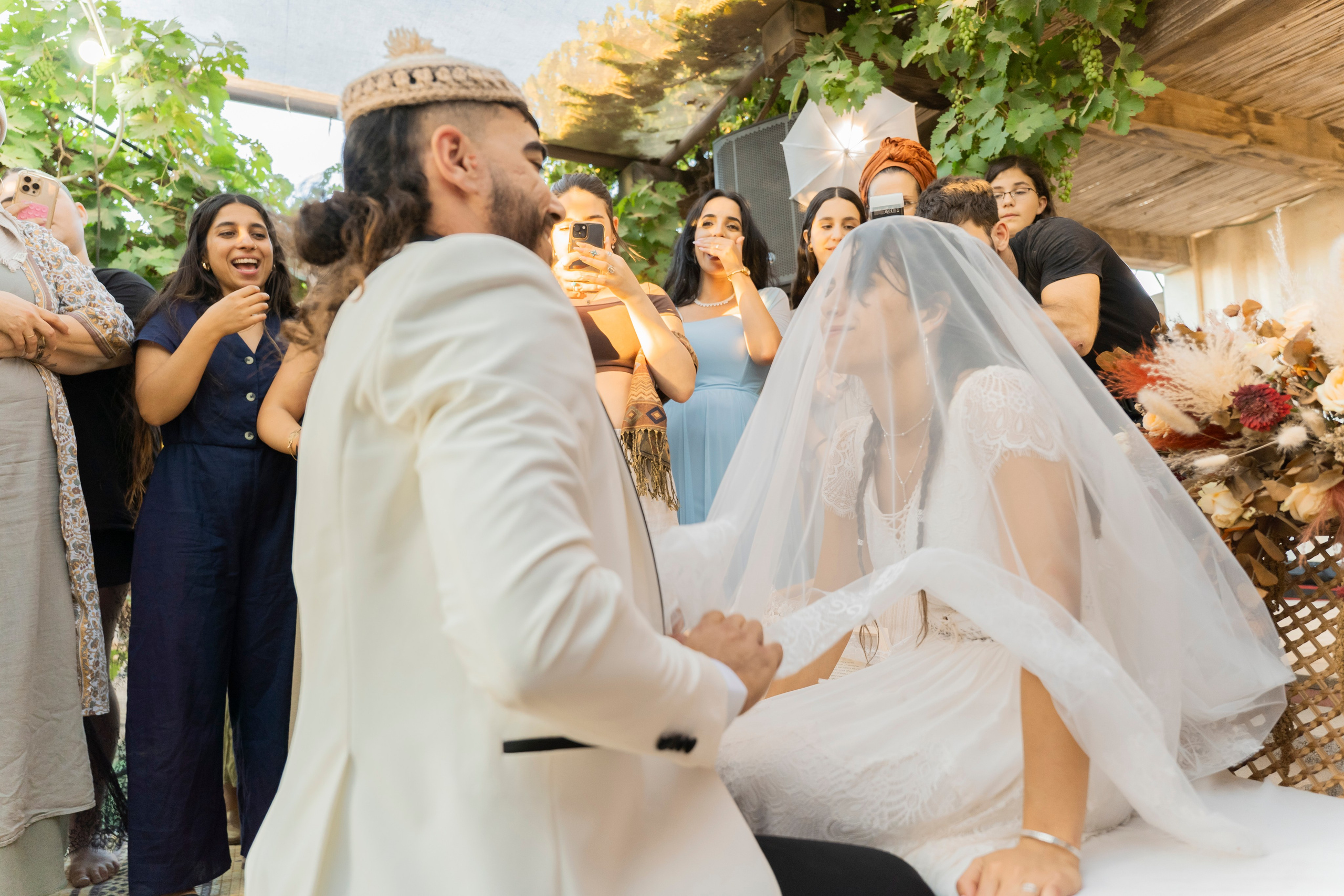 אביה ואחיה. יוסף מזרחי צילום חתונה, ברית וזוגיות. צלם מקצועי שאוהב להוציא אתכם הכי יפים ברגעים הכי מרגשים