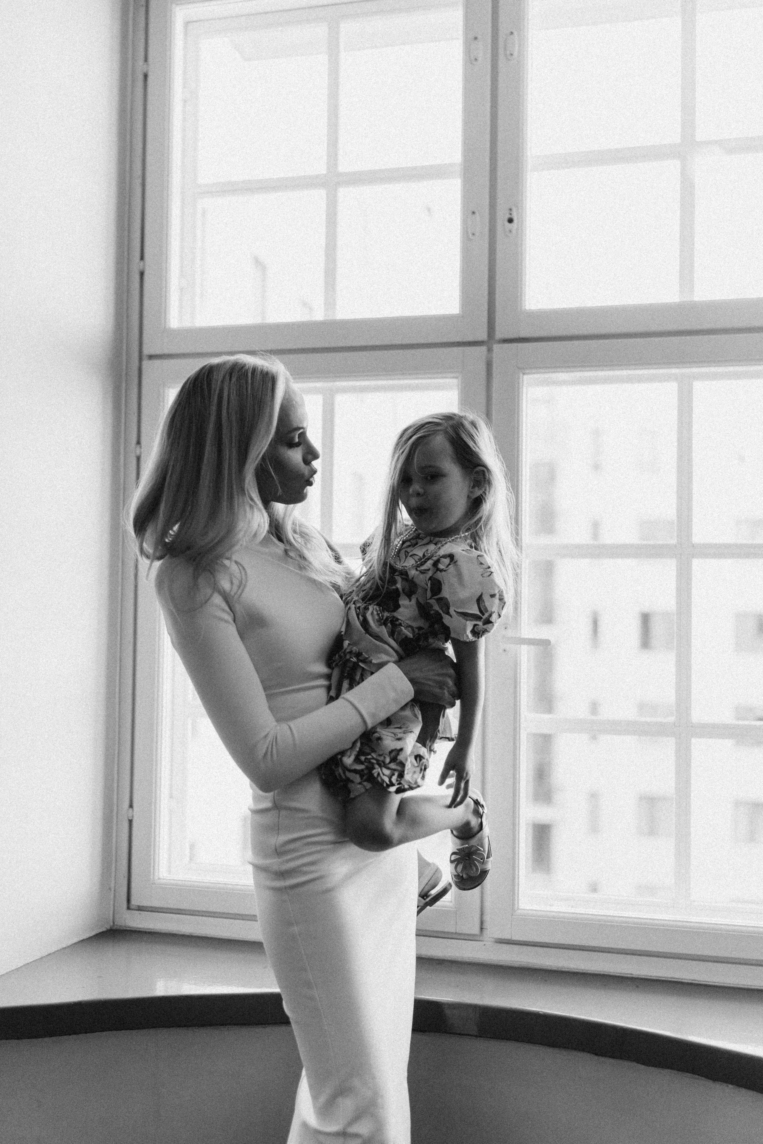 L&H. Wedding and potrait photographer in Helsinki Vickan O