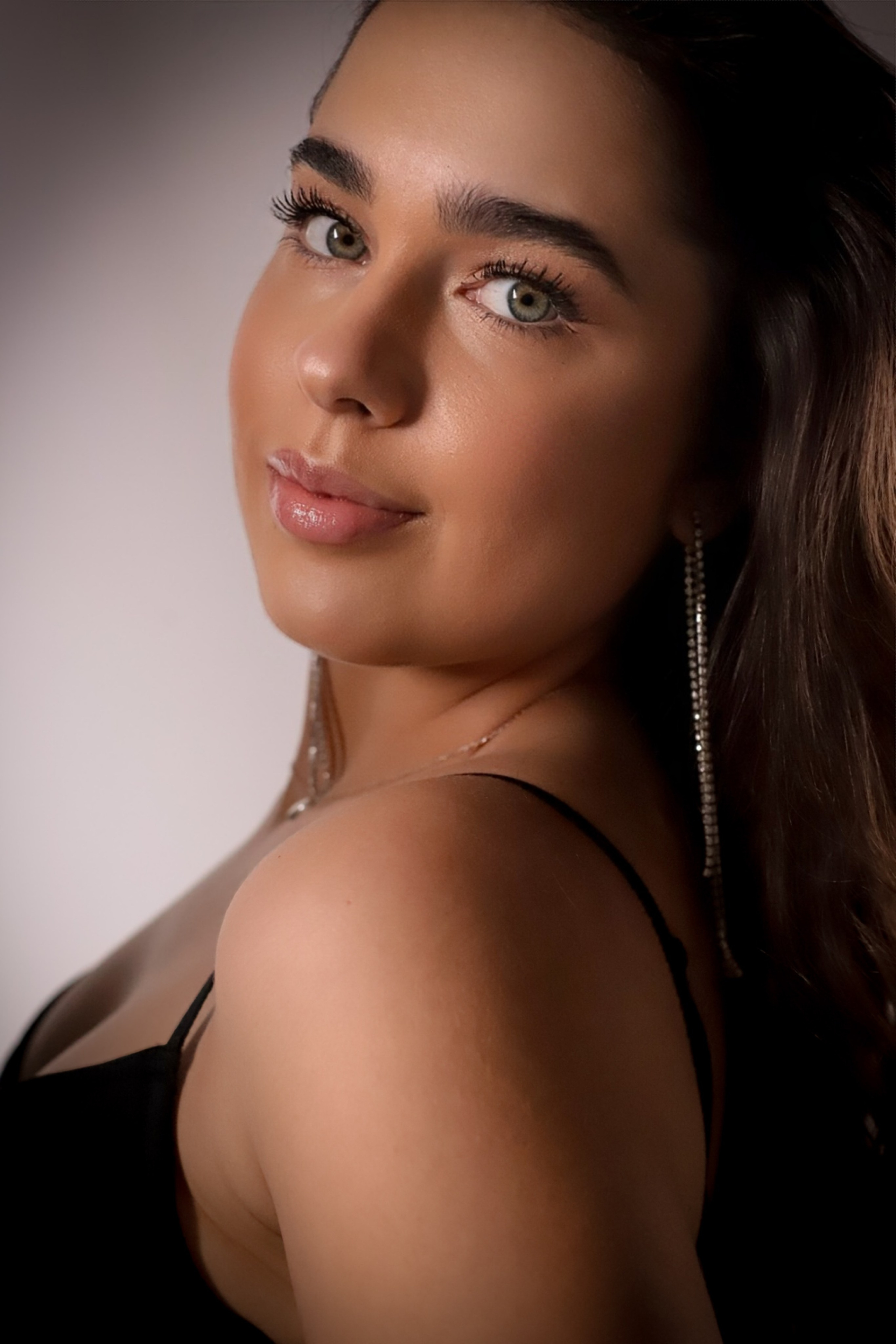 Anna. VALERIIA VIUNOVA individual shooting\love story\event\brand