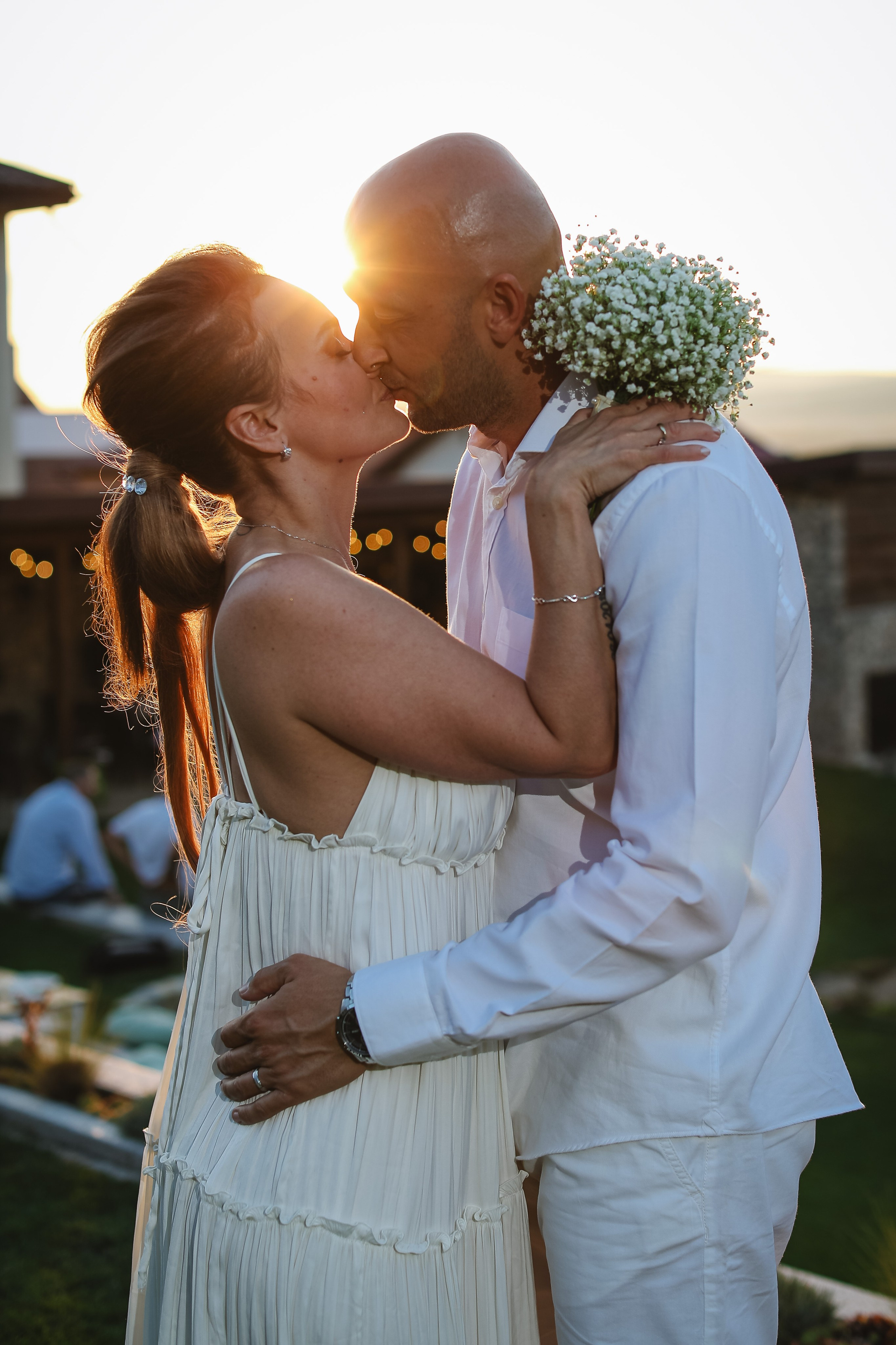 Nunta Cosmin și Simona de la La Moșu a fost exact genul de eveniment care demonstrează cât de frumoasă poate fi o nuntă în aer liber. Rares Bucur is a professional wedding photographer based in Cluj-Napoca, Romania, specializing in wedding photography