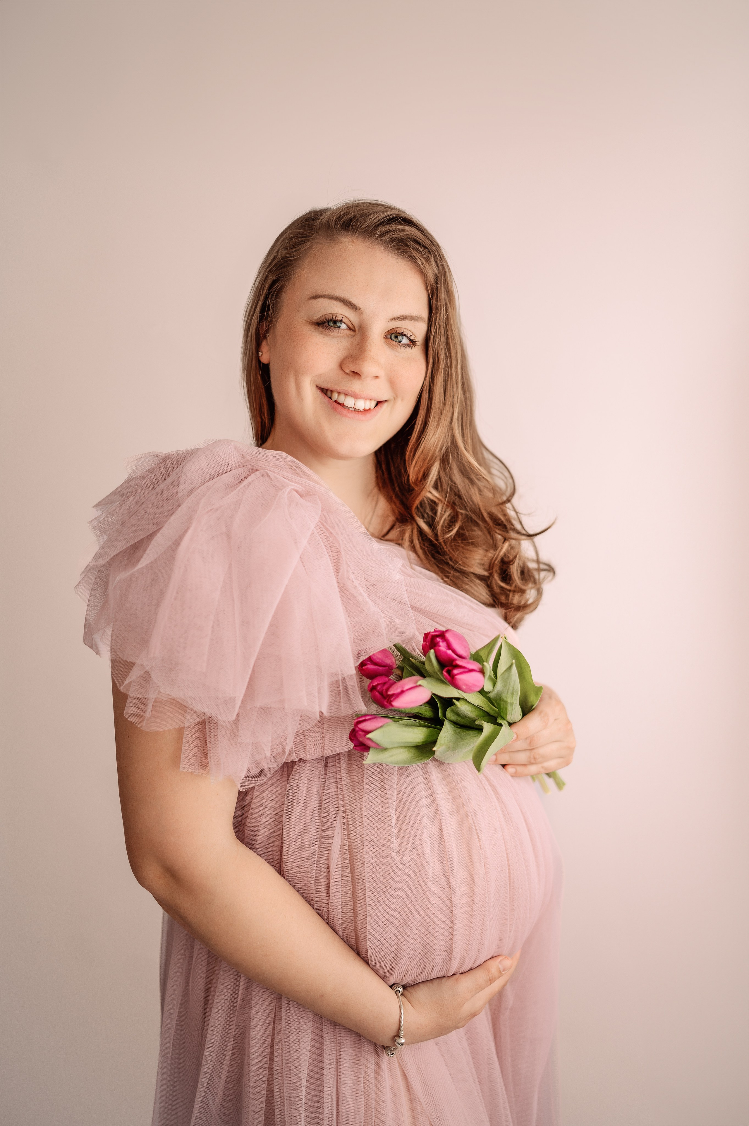 Schwangerschaft. Baby und Familie Fotografin in Gummersbach Juliia Schwahlen