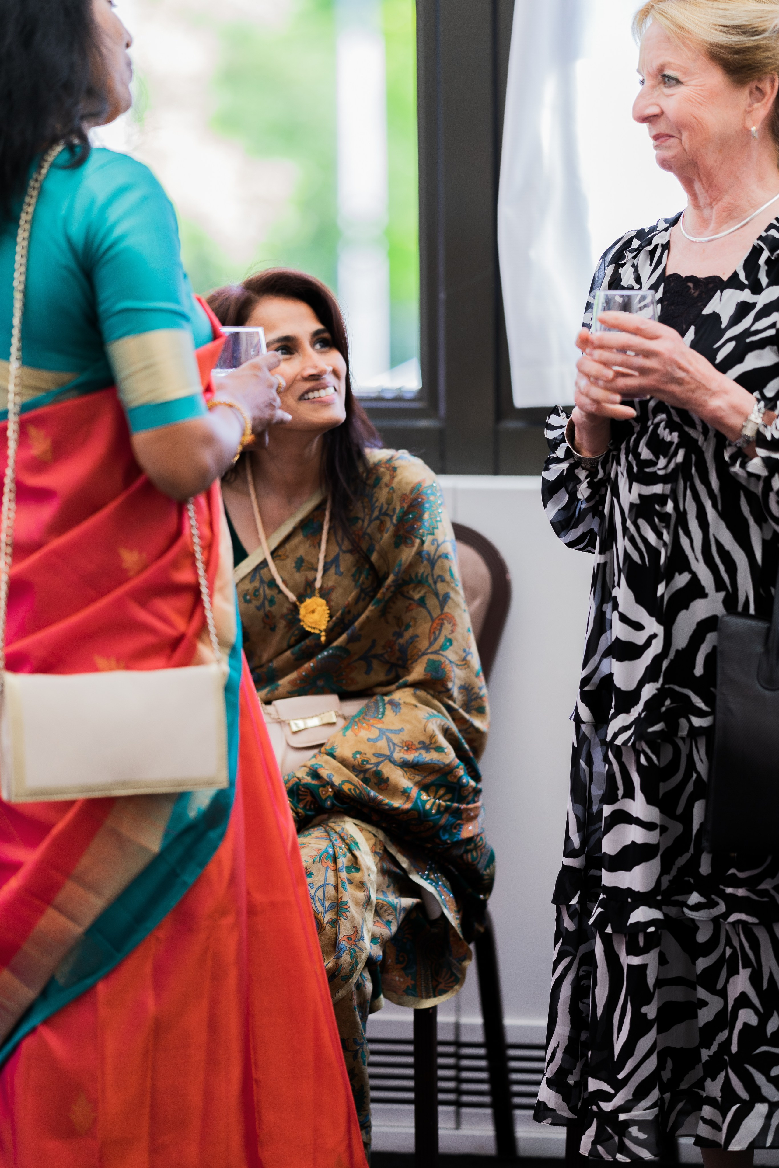 Mariage à l’église | Photographie de cérémonie par Eugenia Andres. Photographe à Genève - Eugenia Andres