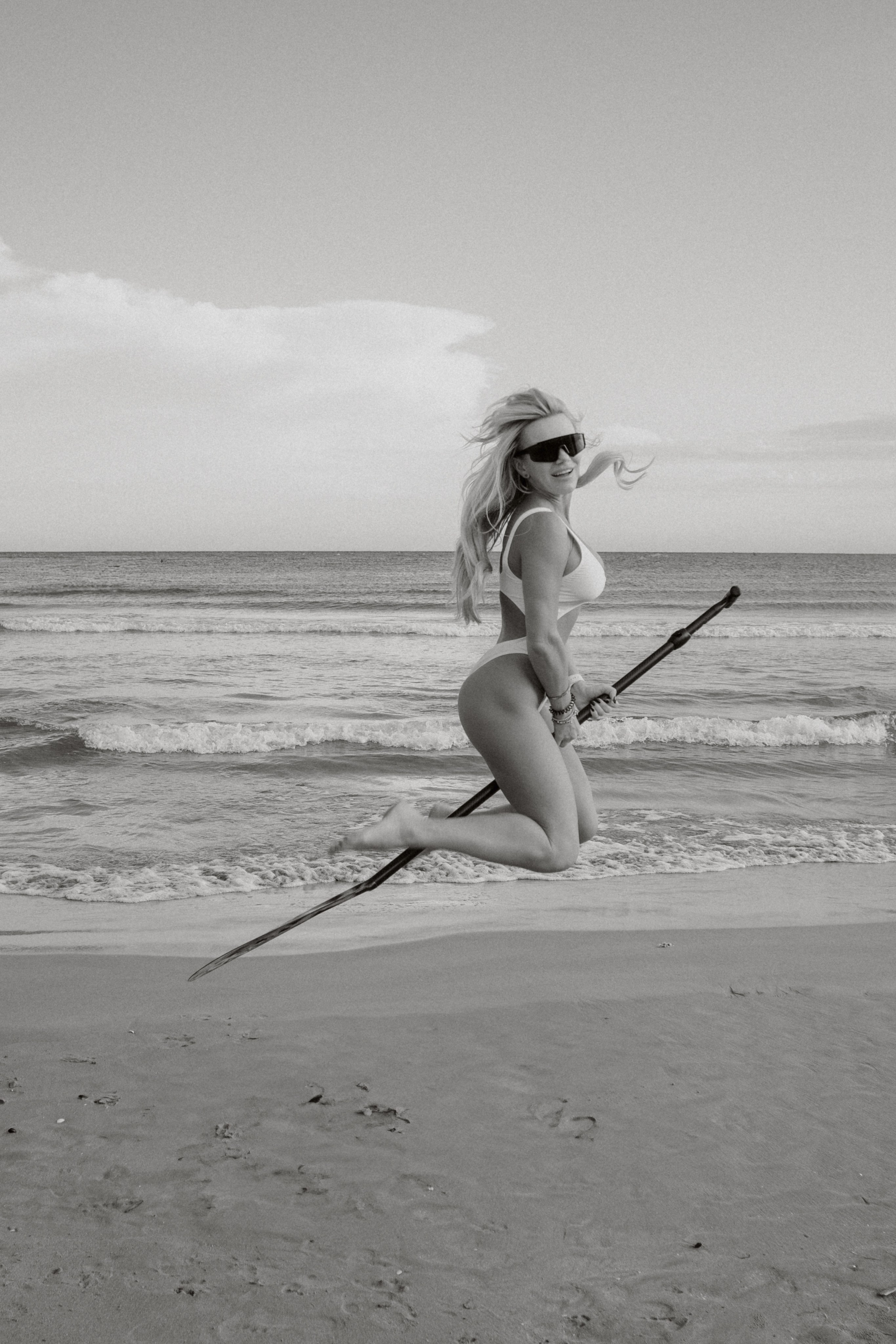 Sesión individual en la playa. Fotografía profesional en Calafell - Elena Medvedeva