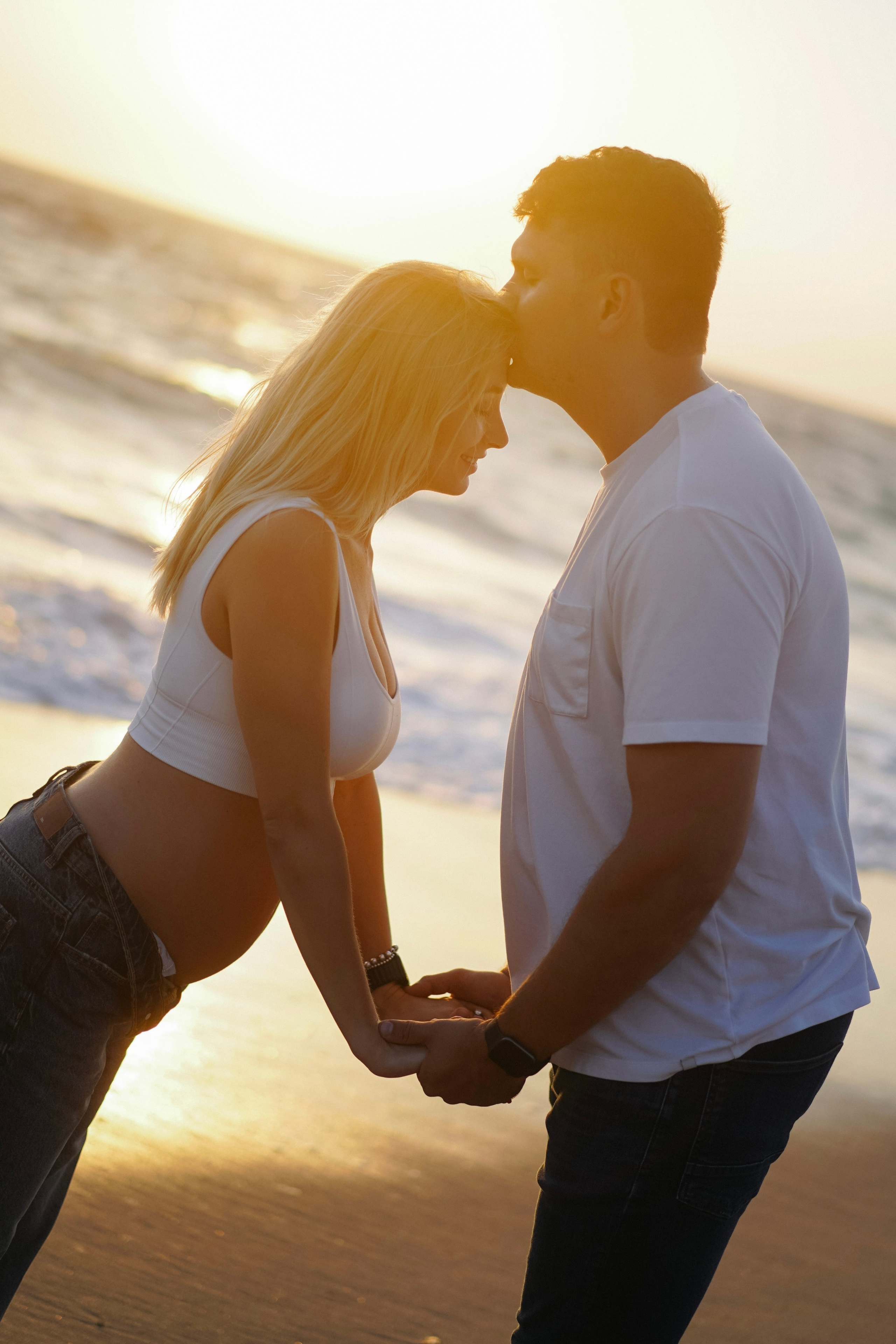 Maternity Photographer in Los Angeles | Kristina Vasilenko. Santa Monica based photographer Kristina Vasilenko