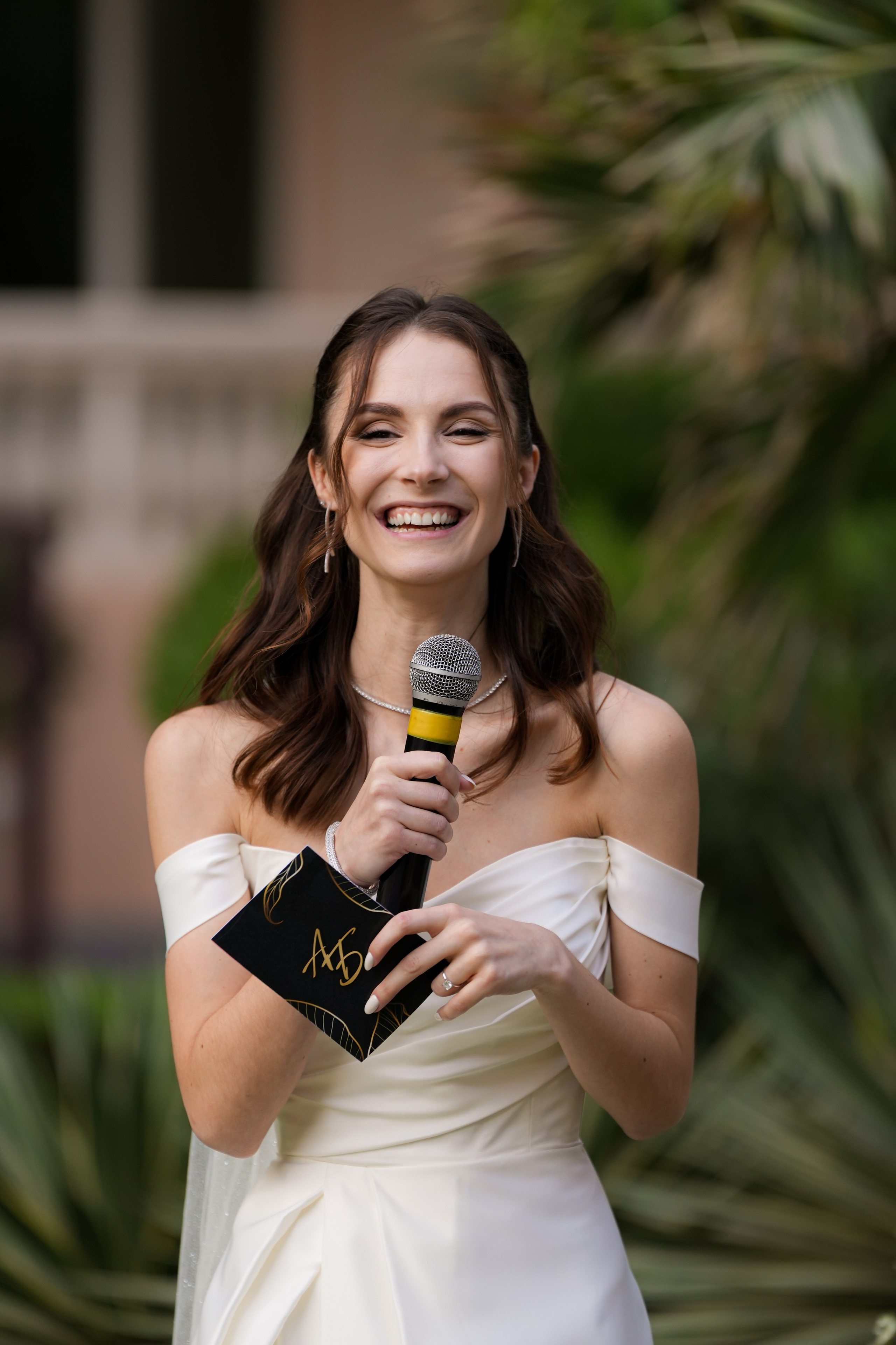 WEDDING. Photo and video production. Editing & retouching services. Training