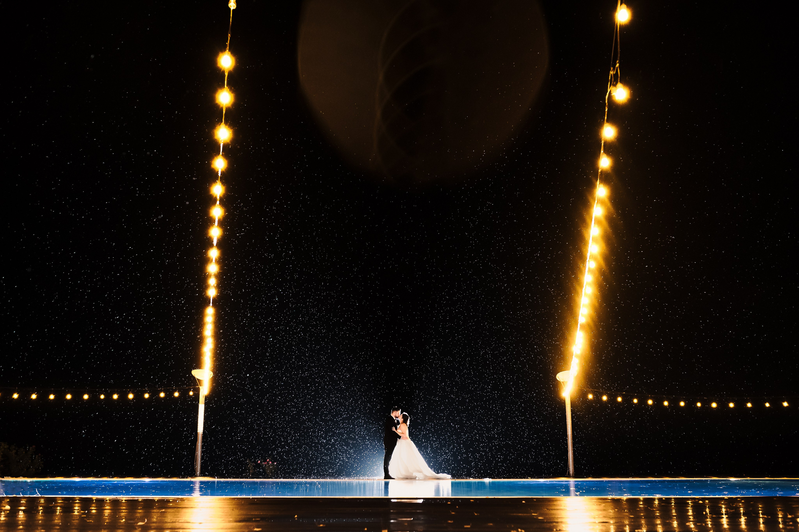 lumini decorative petrecere nunta noapte