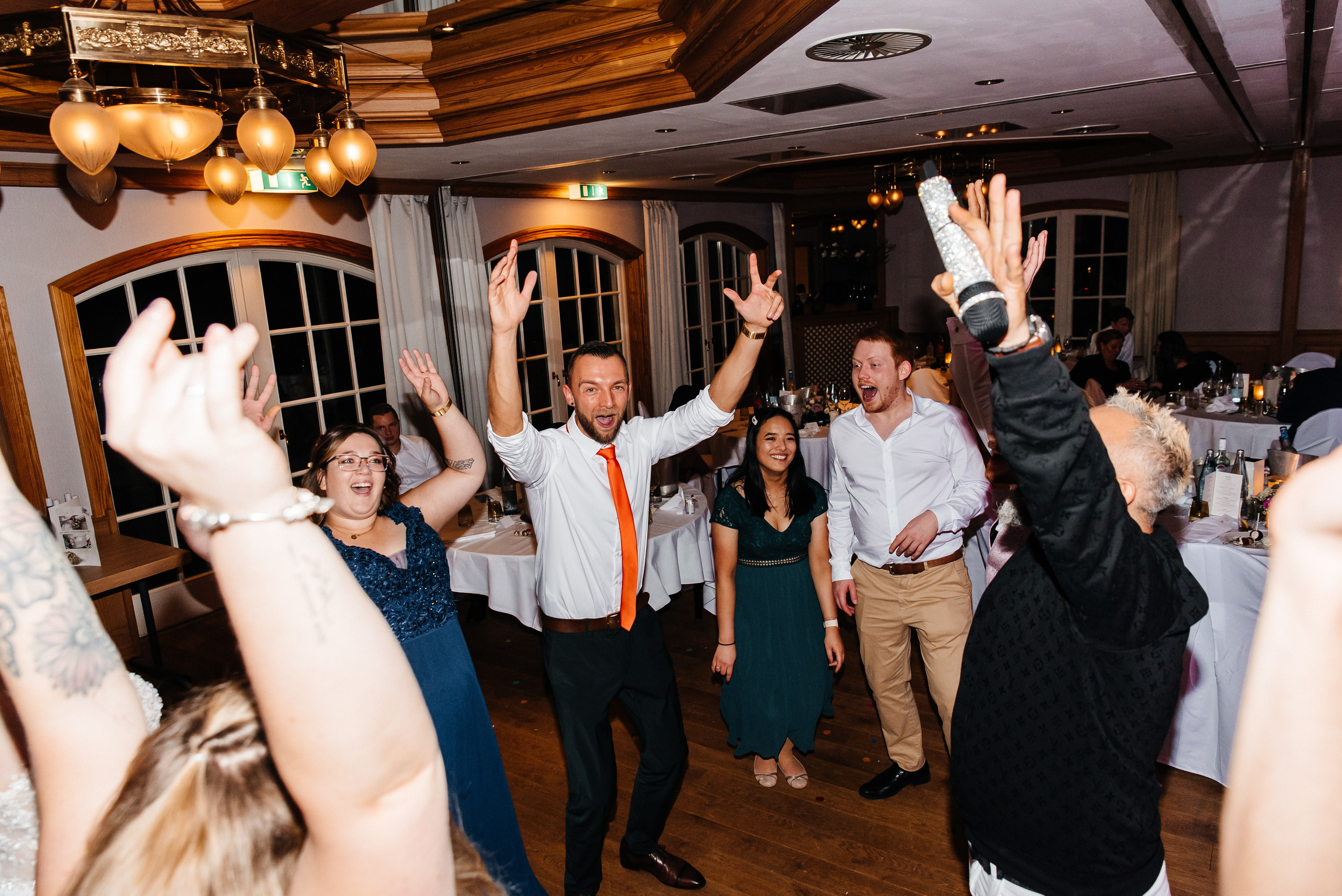 Dzień ślubny Vanessa & Philipp. Eugene Save – Fotograf Ślubny i Rodzinny | Warszawa i Cała Polska