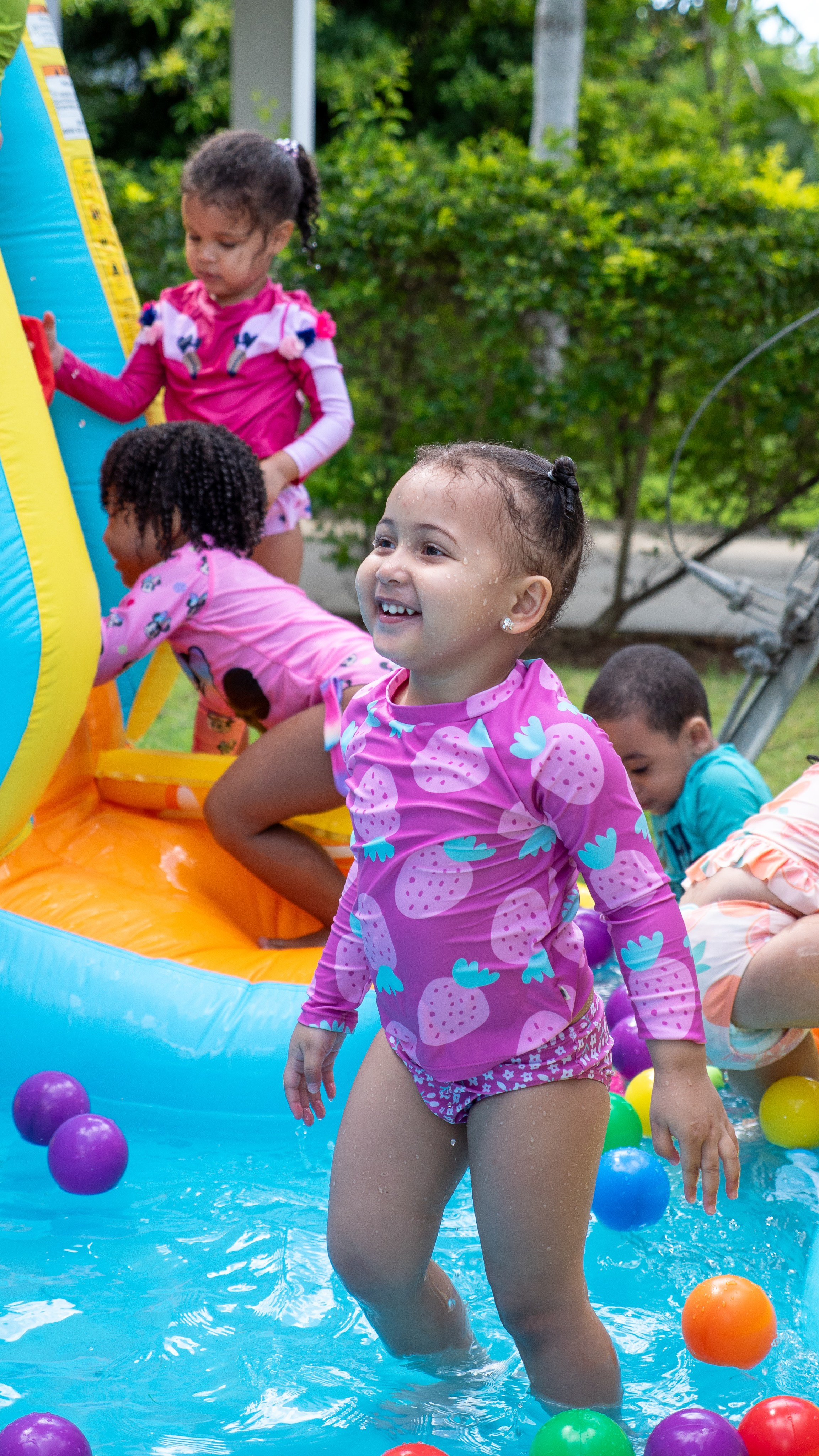 Growing - Espacio para niños. VisualAvalon