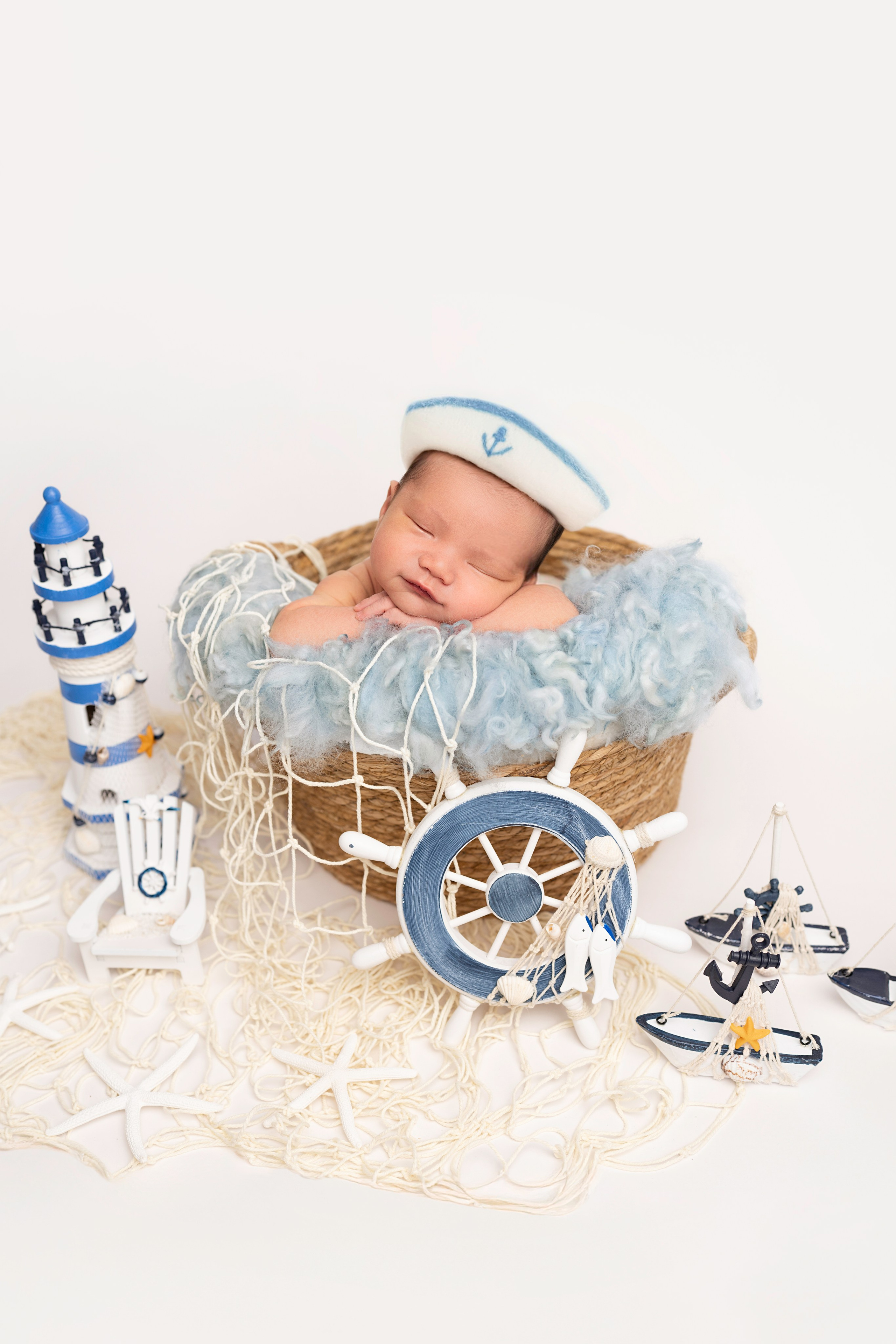 NEWBORN PHOTOGRAPHY. Newborn, Sitter and Cake Smash Photographer in Doha, Qatar