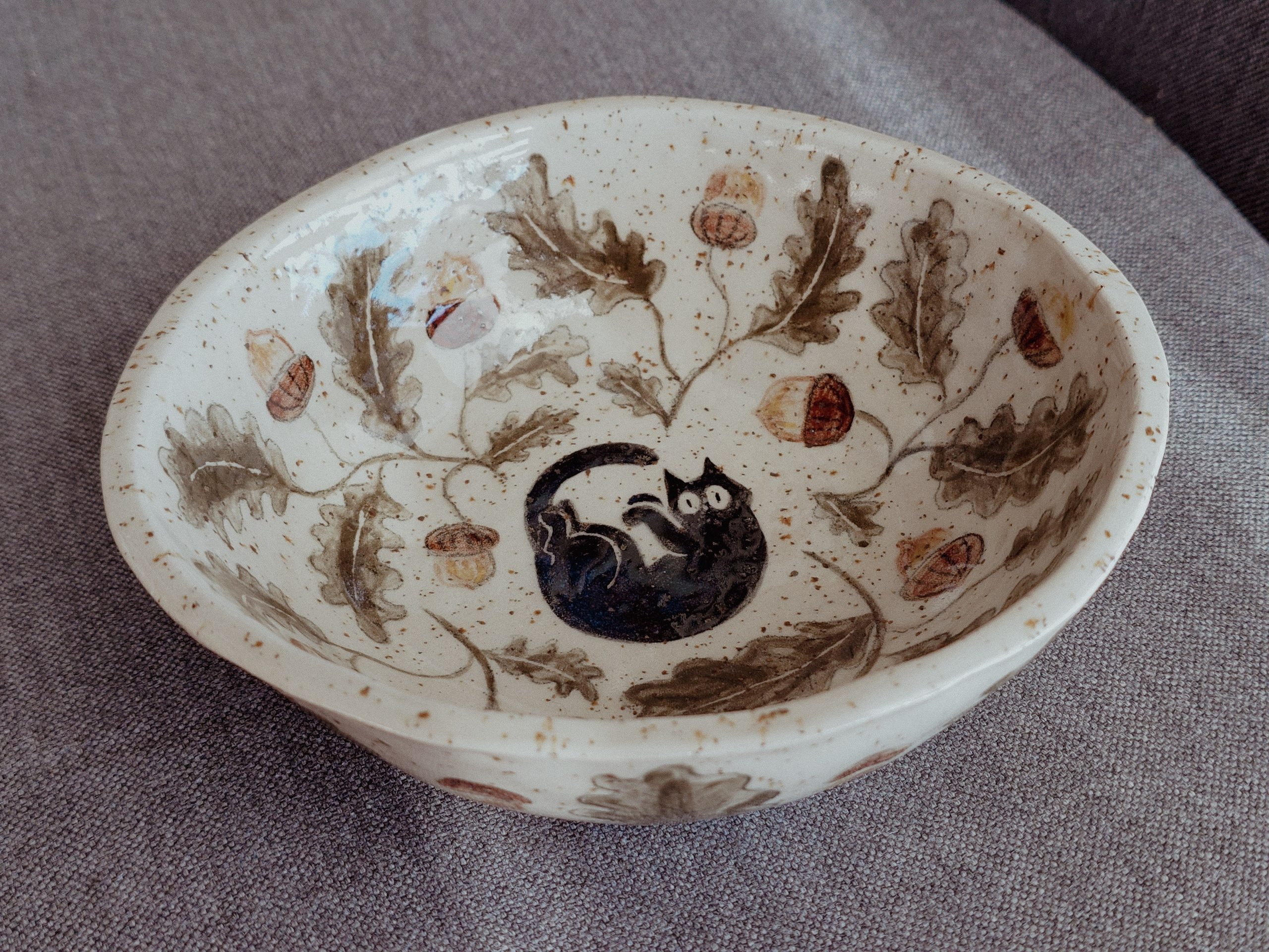 Handmade Ceramics. Helen Reveur | Illustrator & Brand Designer | Ready-Made & Custom Illustrations