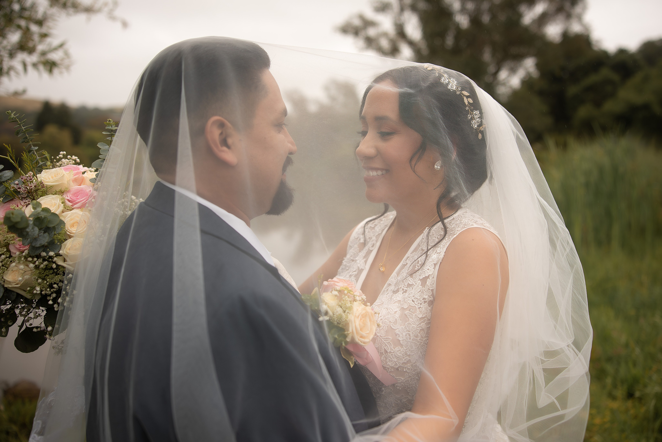 WEDDING PHOTOGRAPHY. Couples & Families photographer in Bay Area, San Jose, California
