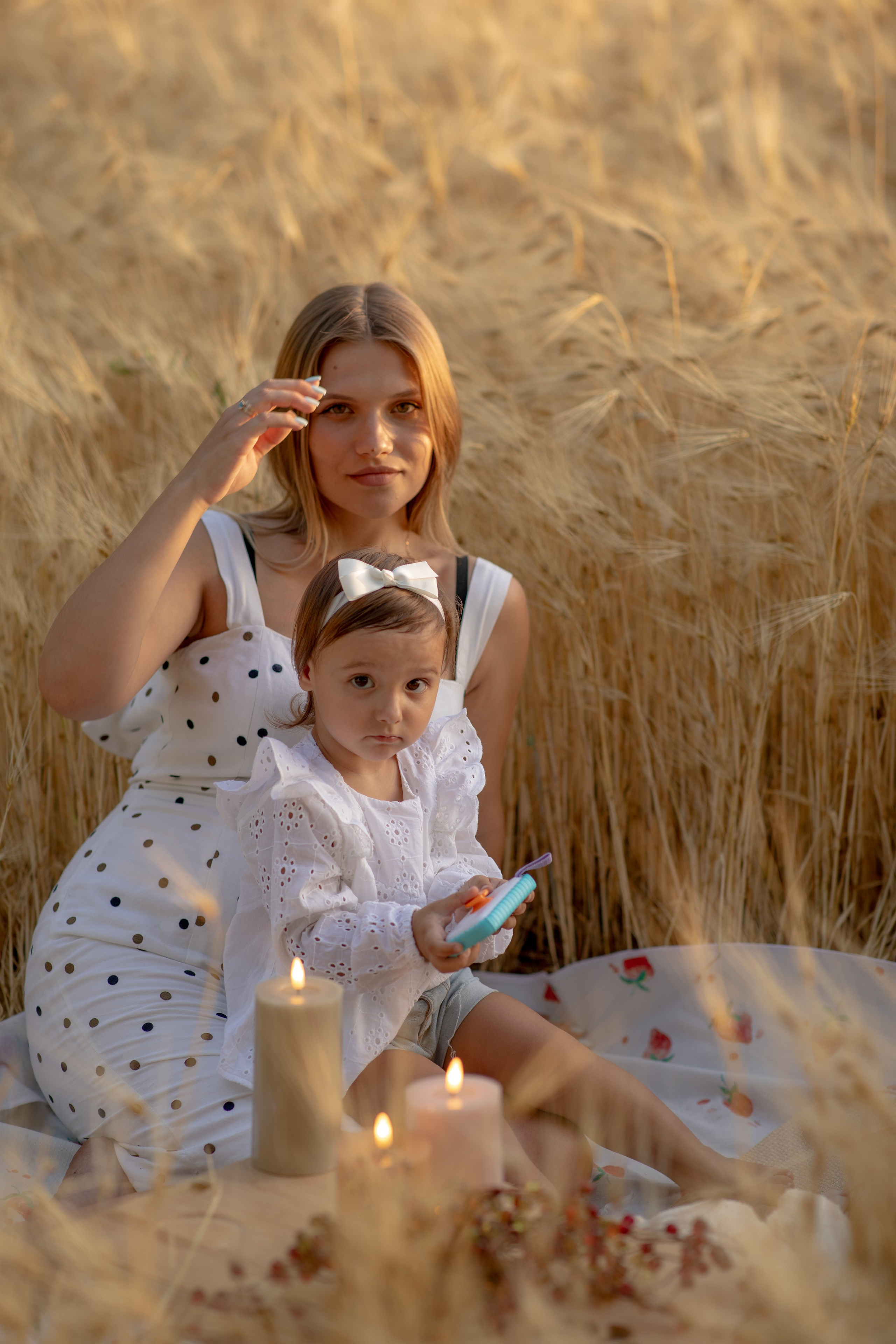 Family photo Maria si Elenica. N.D.photograph - fotograf de familie și portrete în Republica Moldova