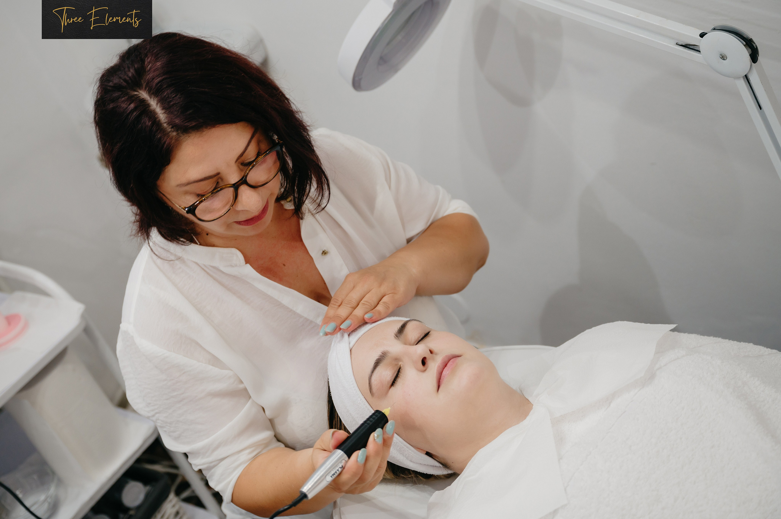 Three Elements. Laurentiu Stefan StoryTeller