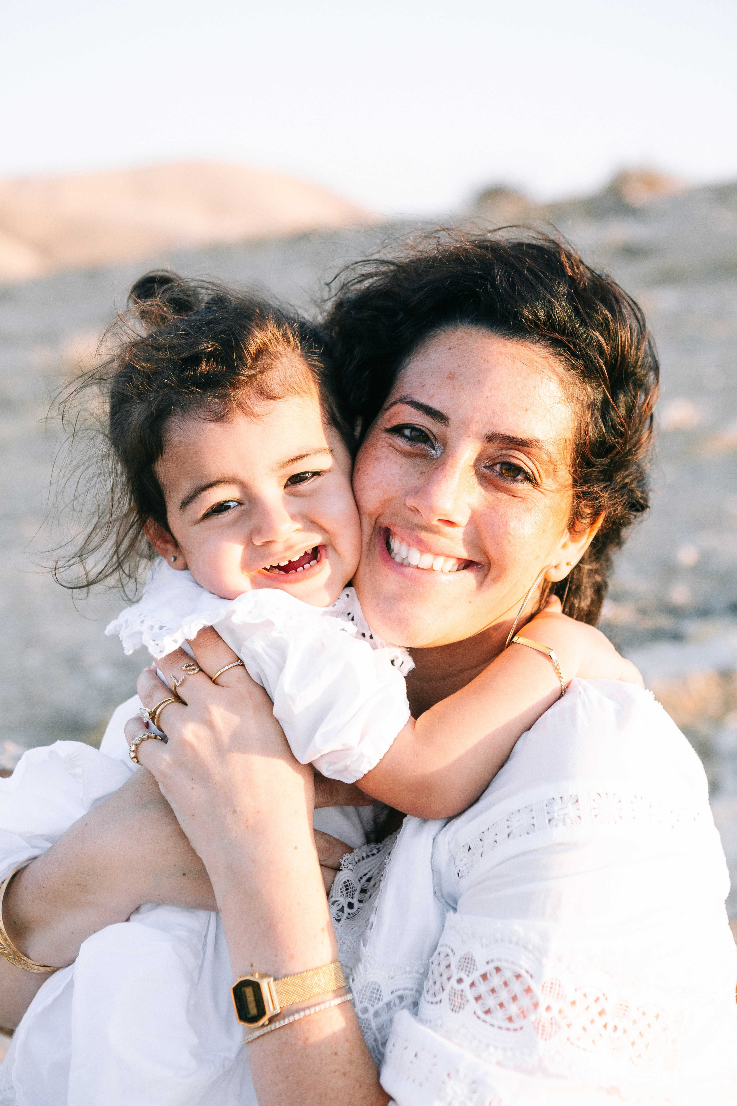 PREGNANT PHOTOSESSION IN THE DESERT. PHOTOGRAPHER IN ISRAEL