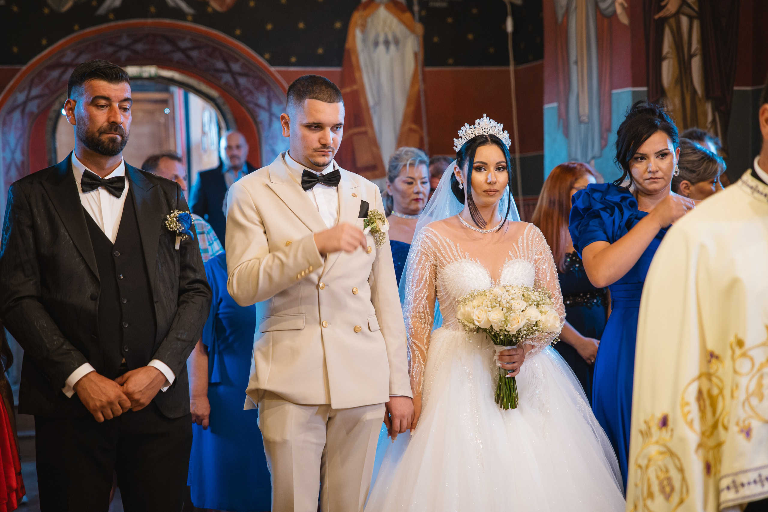 Bella & Adi. Foto Studio — Fotograf de evenimente, nunti, botezuri, portrete