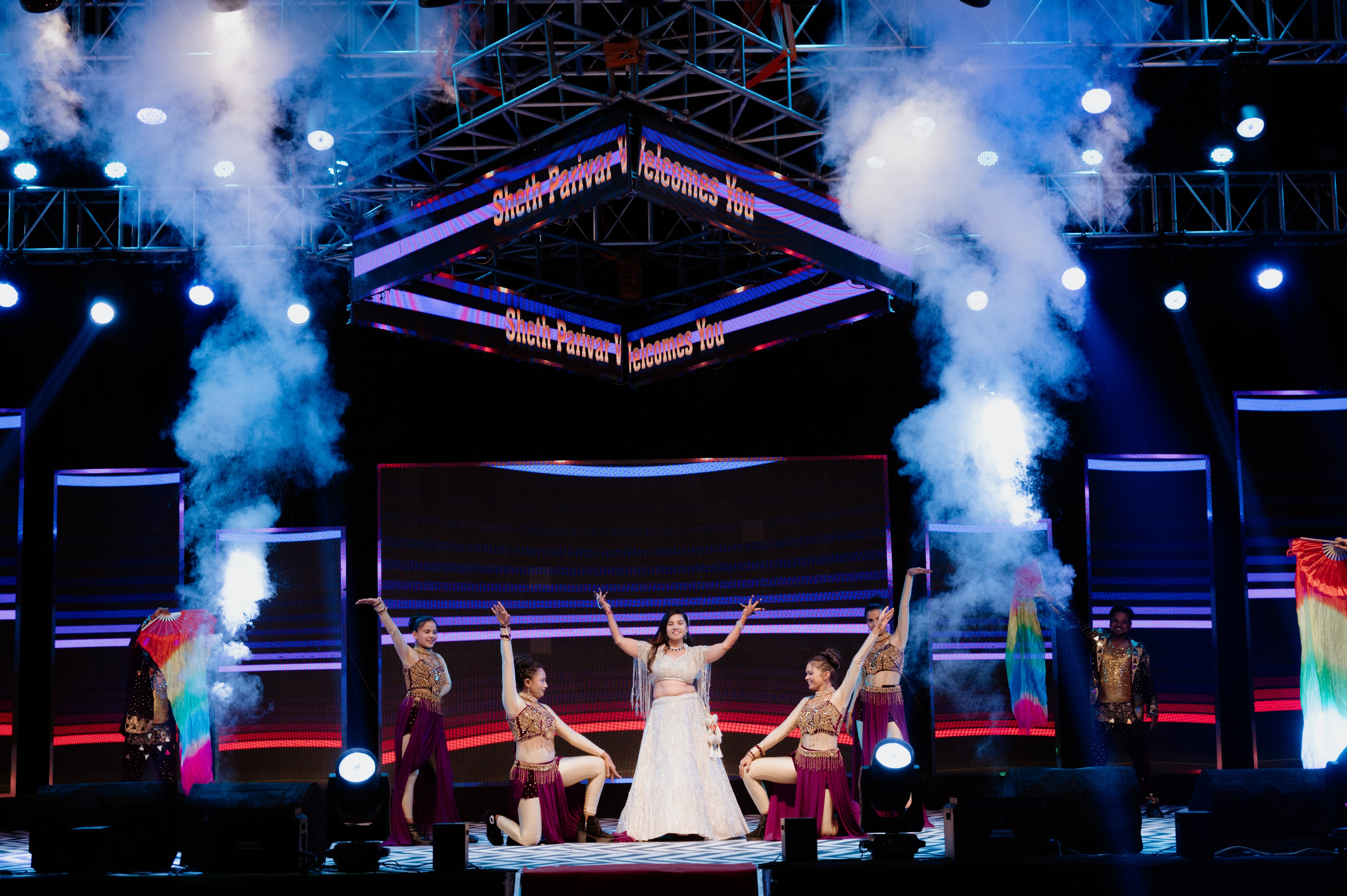WEDDINGS. Love Emotions Weddings