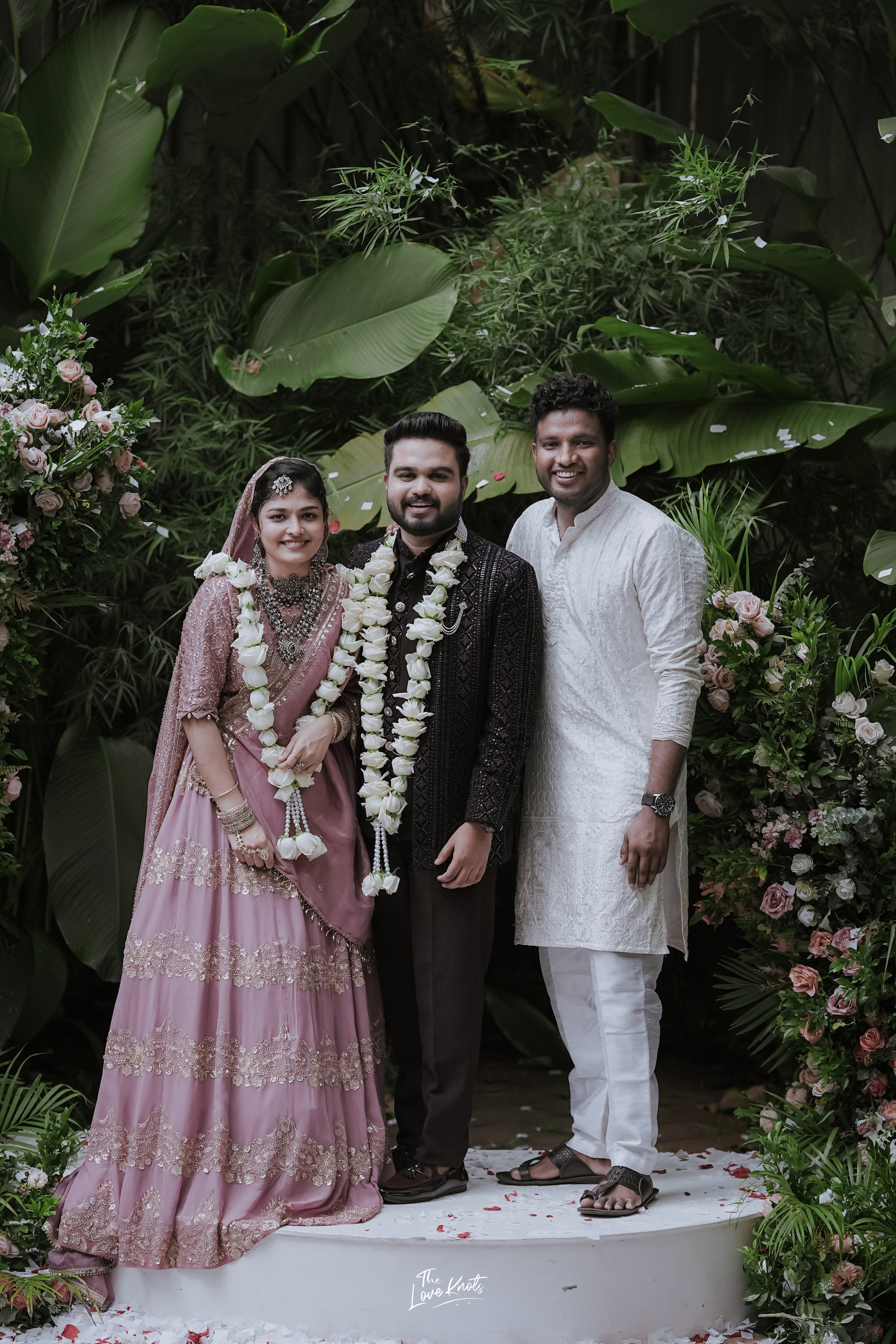 SHIBIL / RISLA. Theloveknots