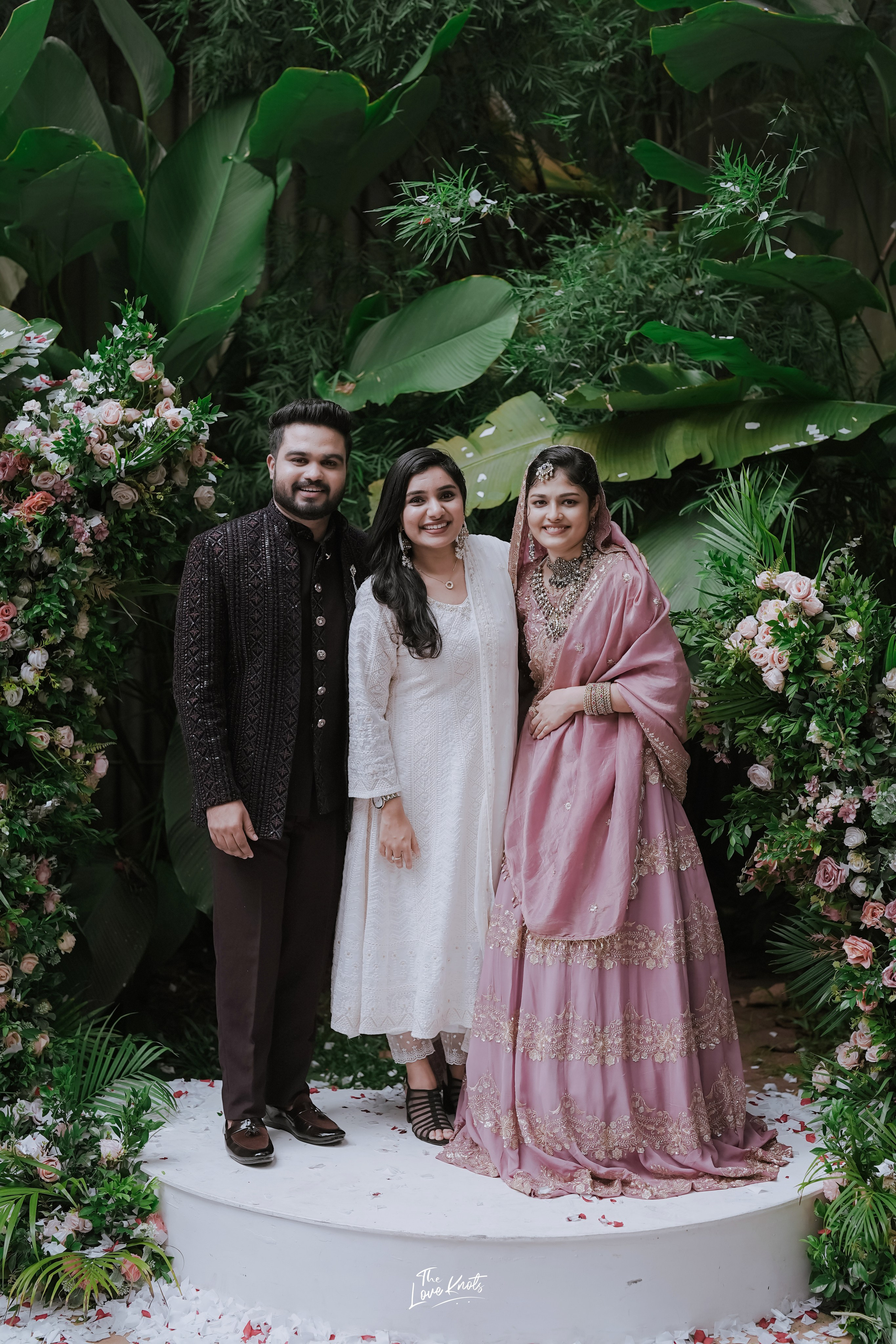 SHIBIL / RISLA. Theloveknots