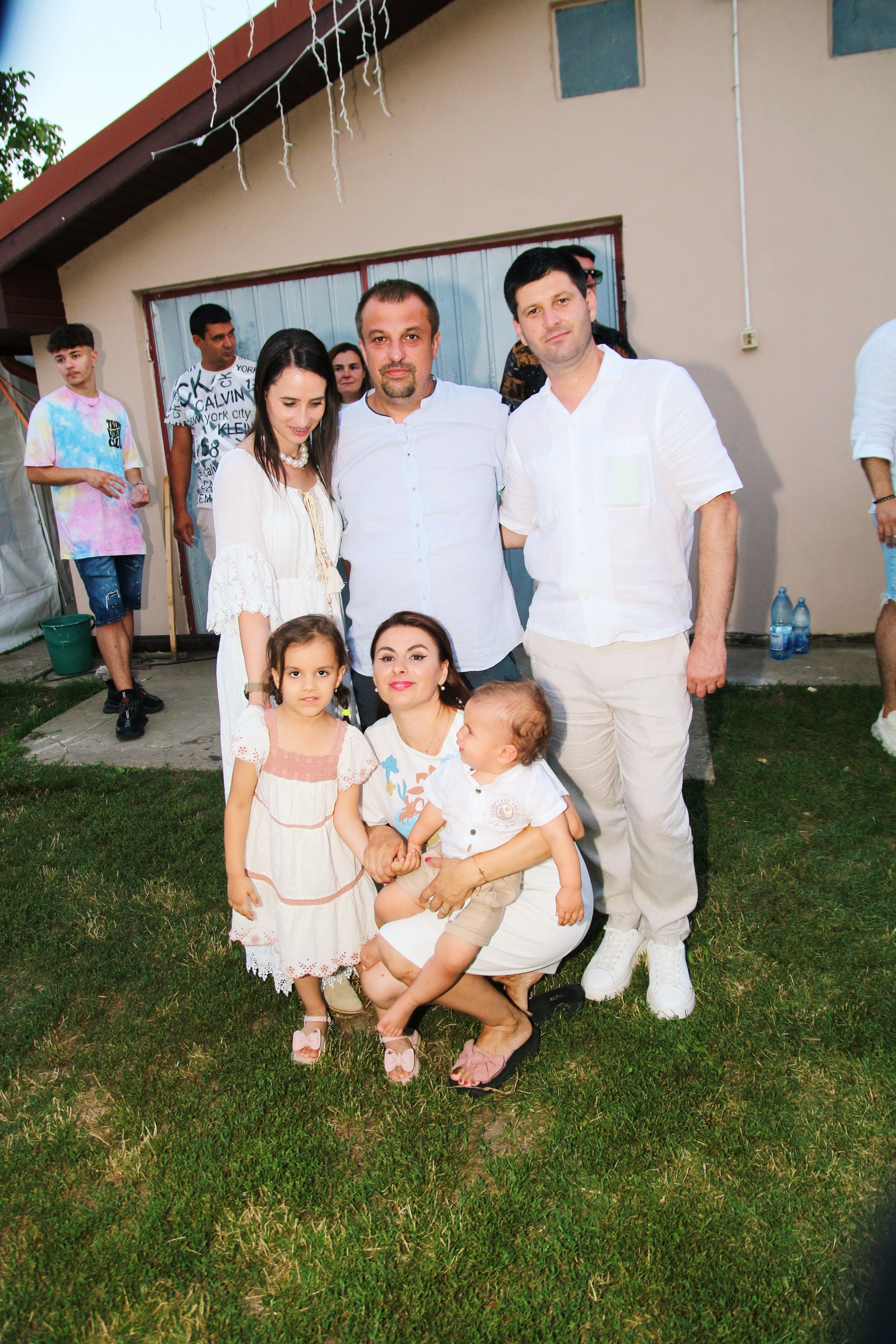 BYZO MEDIA. PETRU BYZO - family and children photographer in ROMANIA