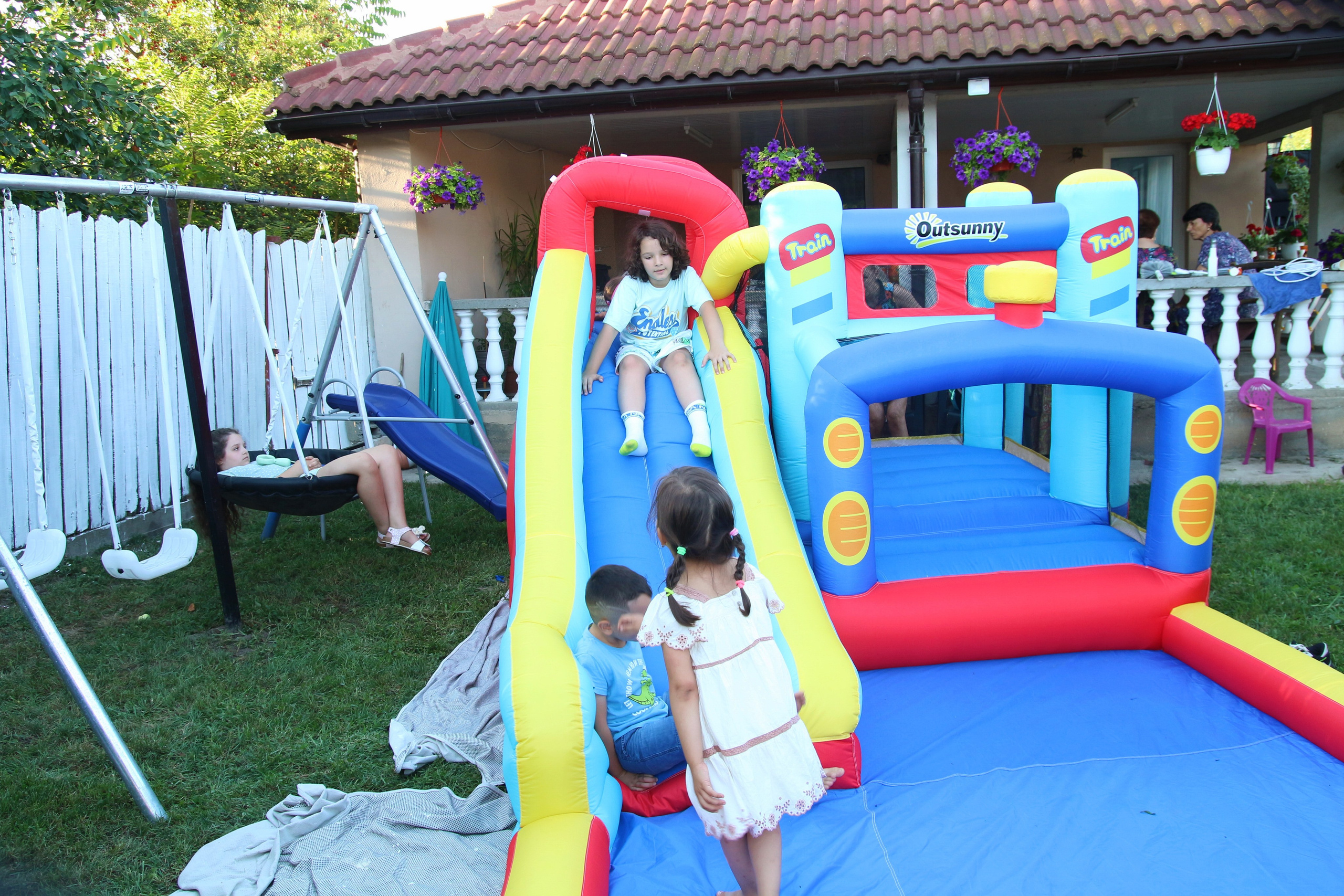 BYZO MEDIA. PETRU BYZO - family and children photographer in ROMANIA