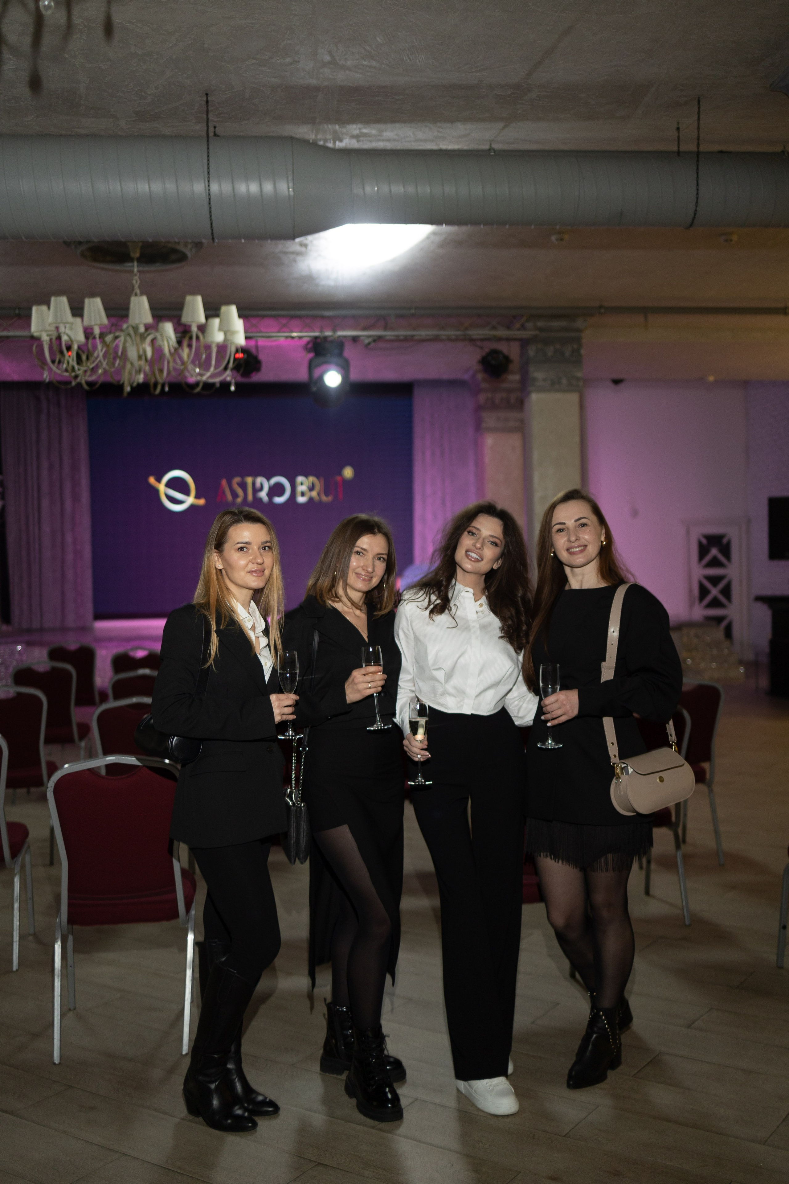 AstroBrut Conference. Wedding and family photographer