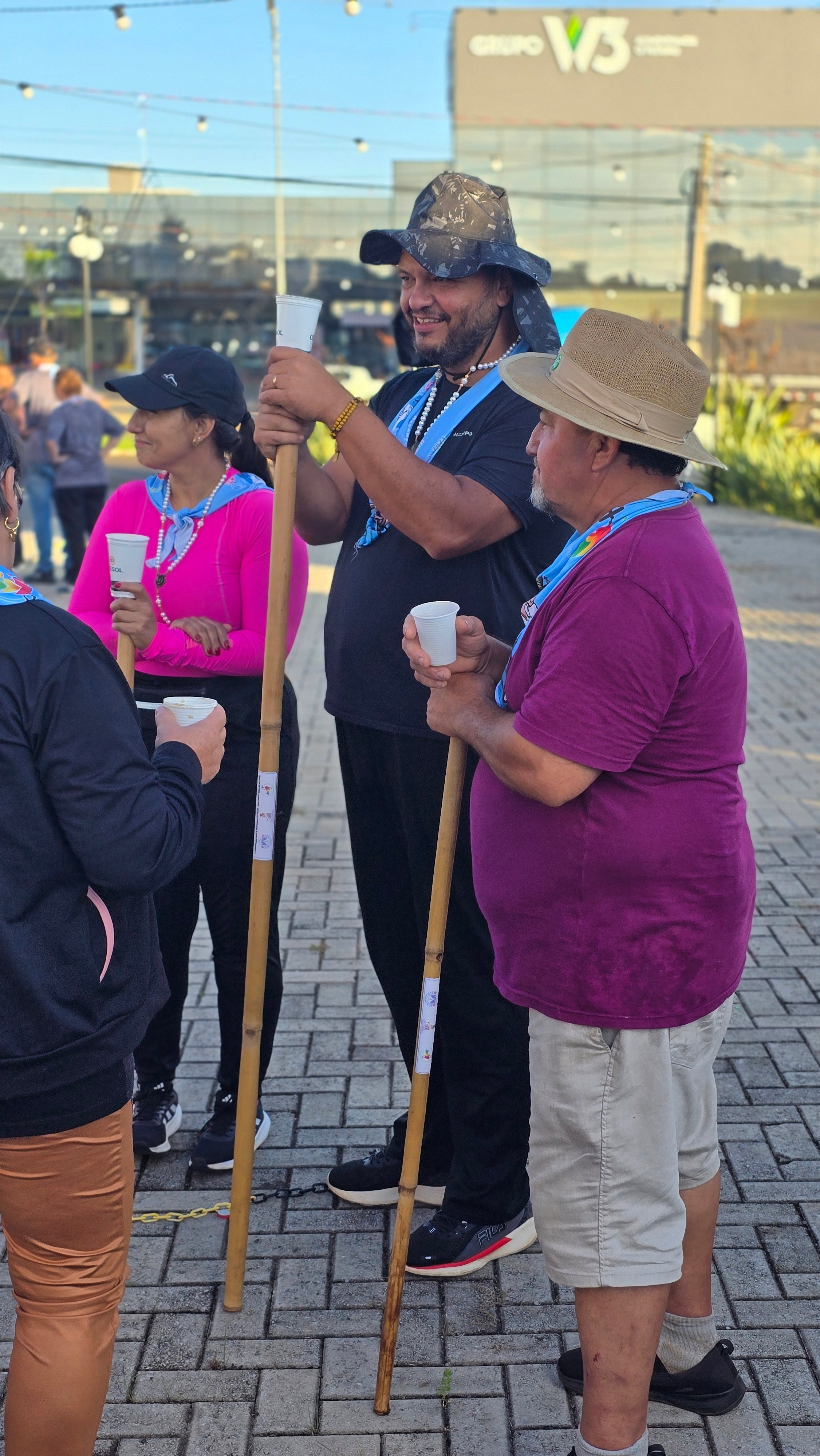 Peregrinação Nossa Senhora de Belém. Handa Produções