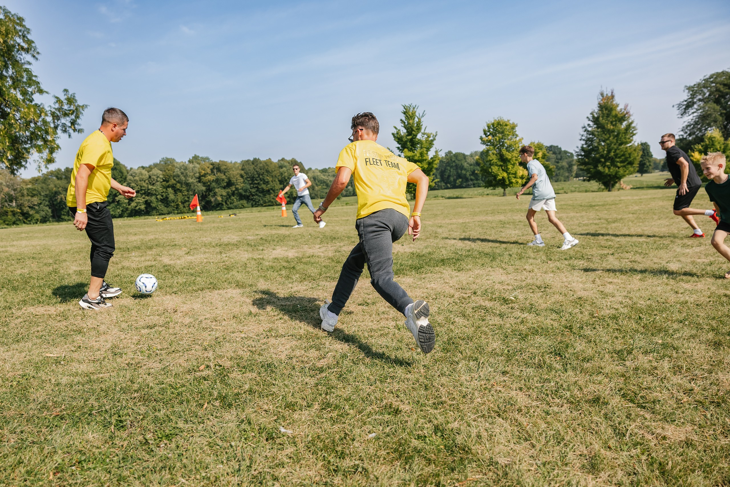OCMC 09.13.2025. Wedding family event photographer in Chicago Nick Yushevich