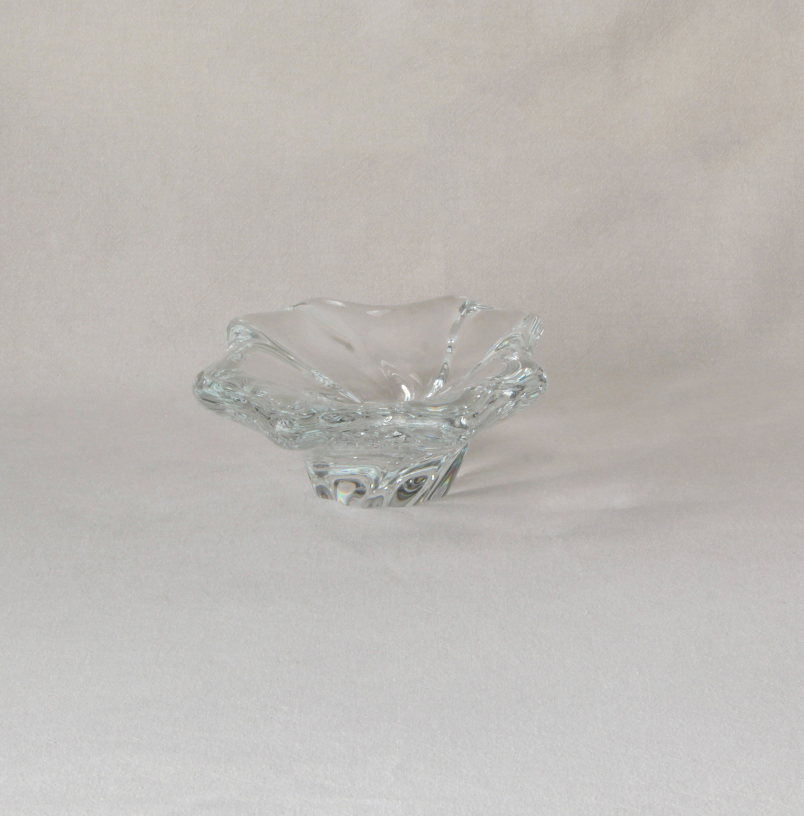 Baccarat. Современнные и актикварные украшения в Барселоне, Москве и Санкт-Петербурге