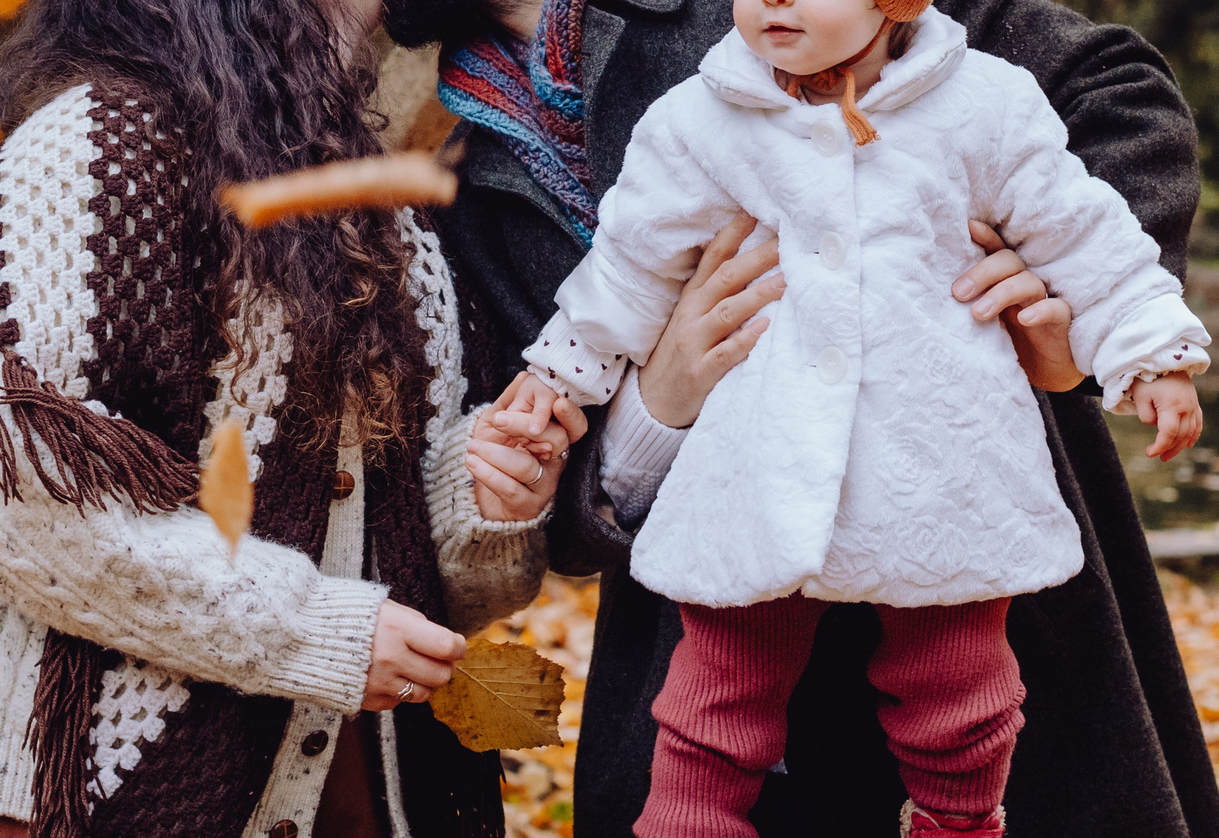 Alex & Lavinia. Wedding & couple photographer from Romania Rut Vetan