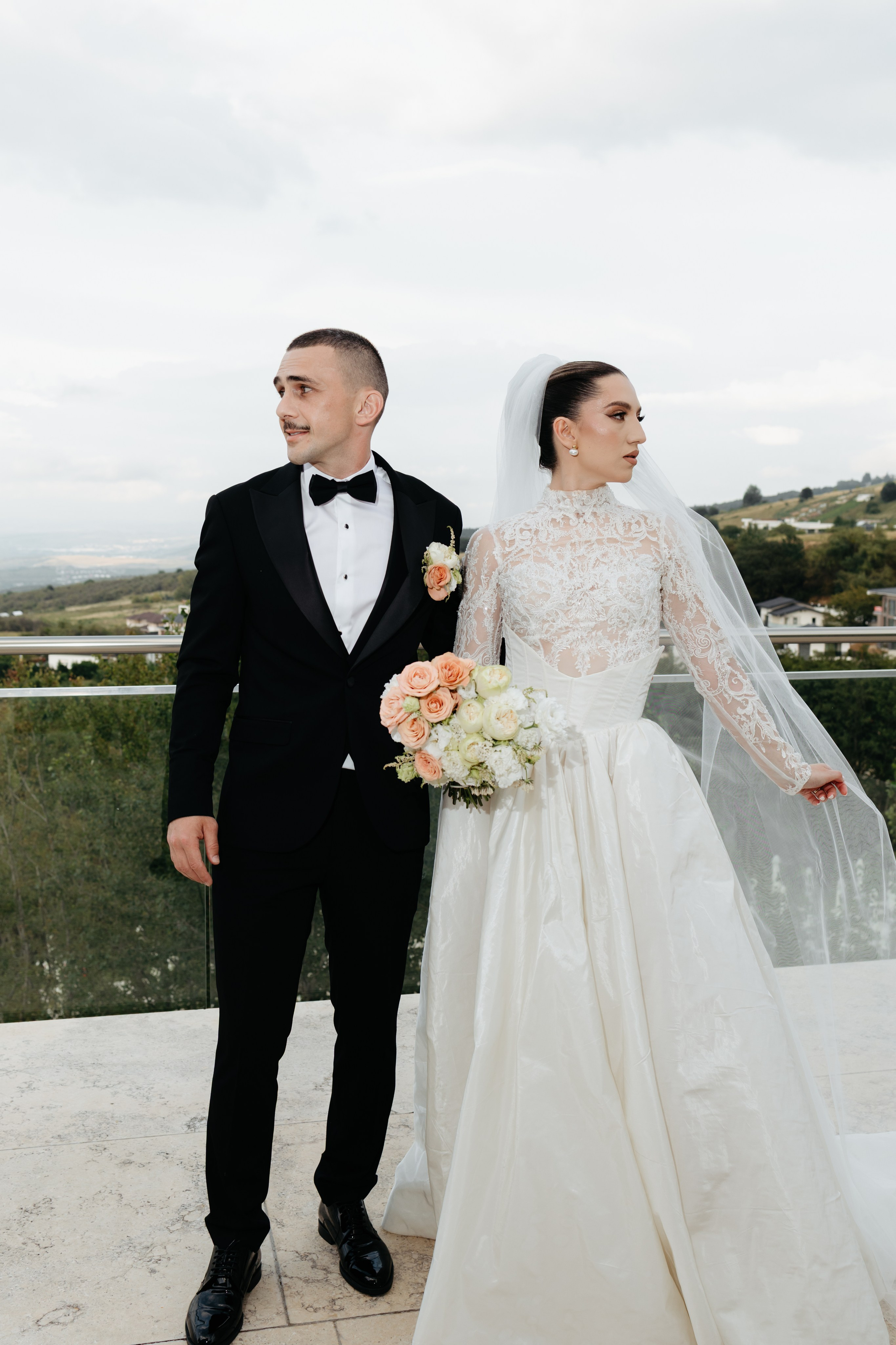 PORTFOLIO. Wedding Photographer Editorial Storytelling Cluj, Romania & Europe|Lore Photography