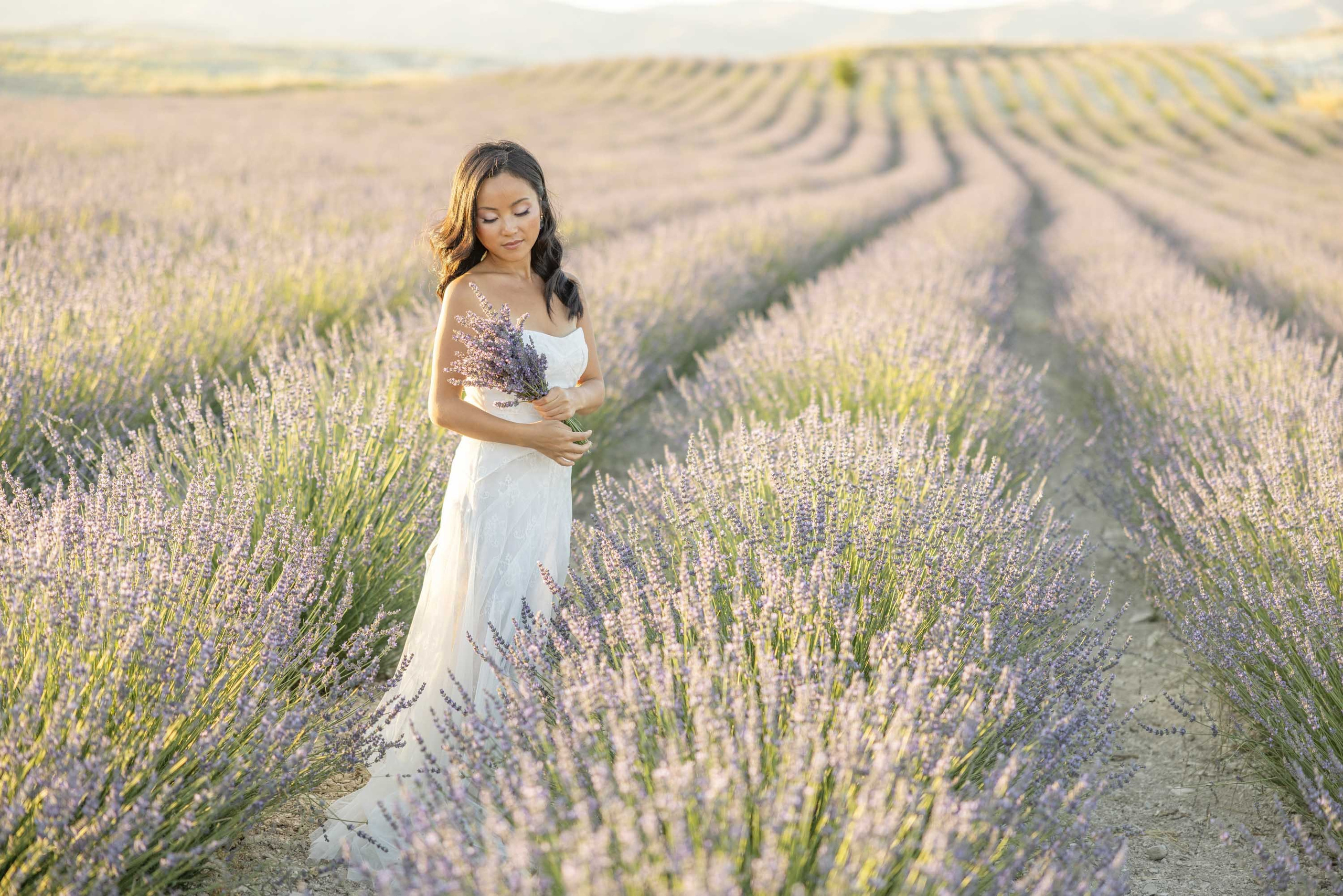 Dreamy Photoshoot in a Lavender Field. Julia Ganch I Fashion Wedding Photography I Cappadocia Turkey