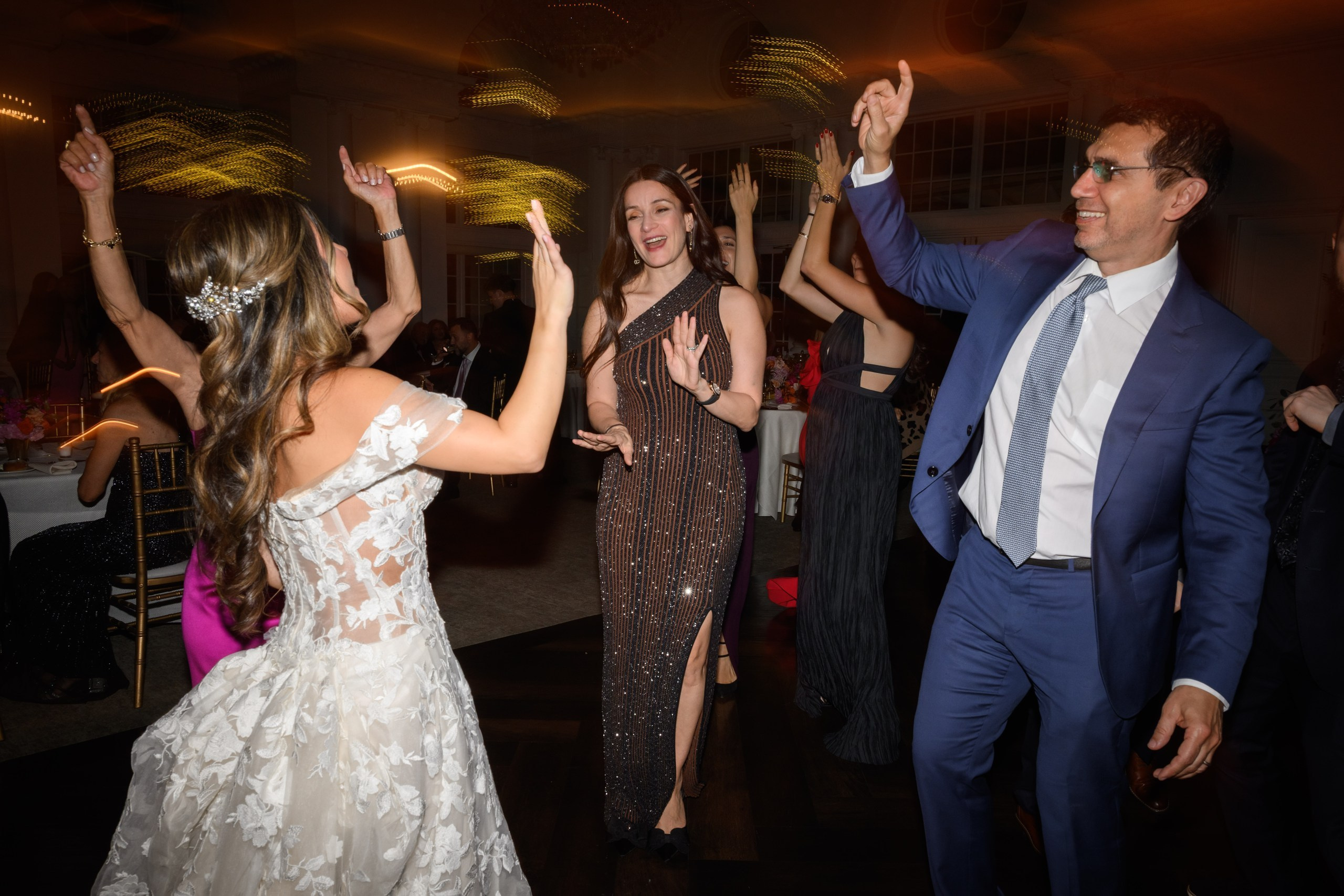 Arianeh & Michael, Park Chateau. Wedding Photo & Video