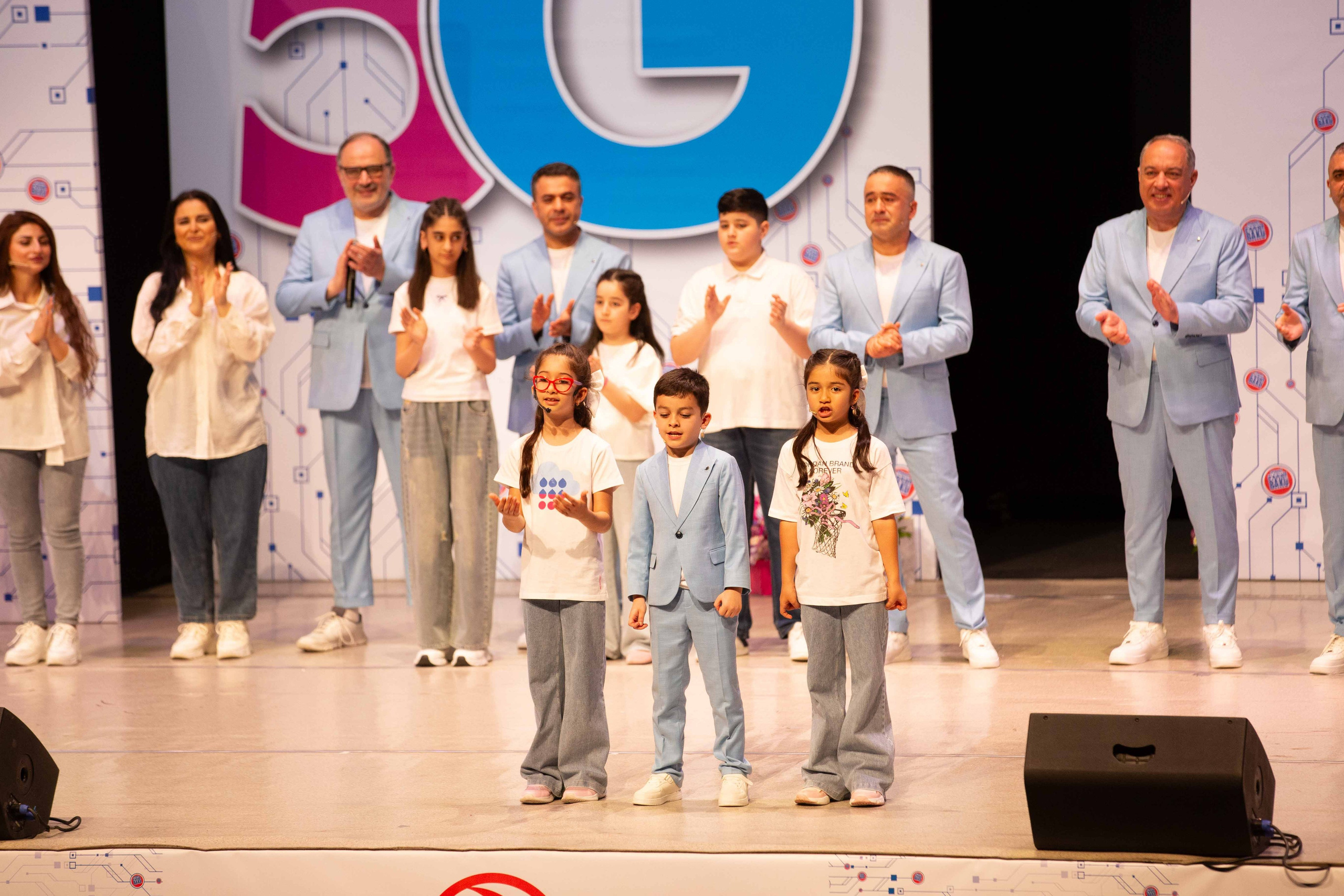 PLANET PARNI IZ BAKU. Wedding&Event photographer Ismail Rzayev in Baku