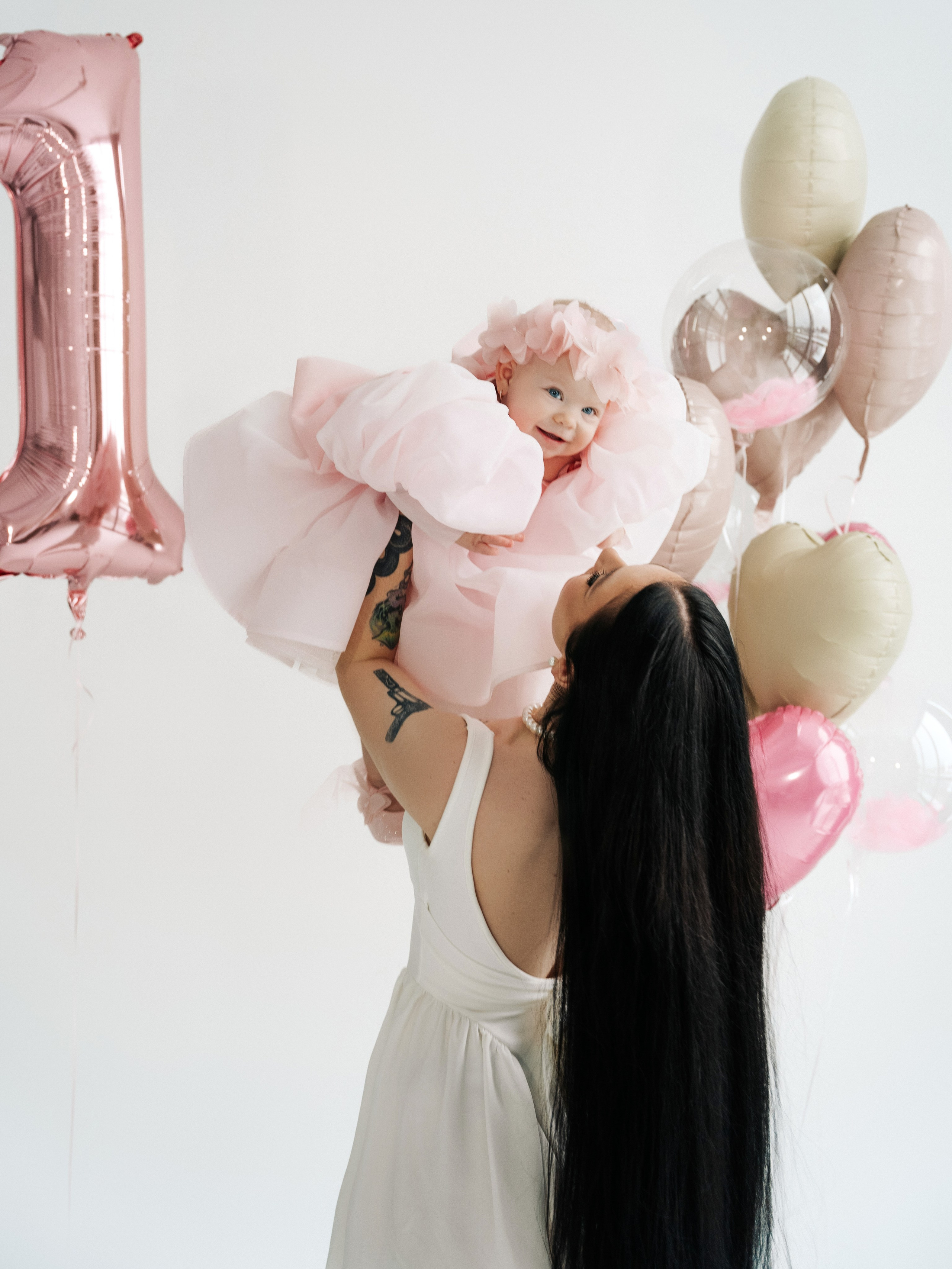 First birthday photoshoot Veronika