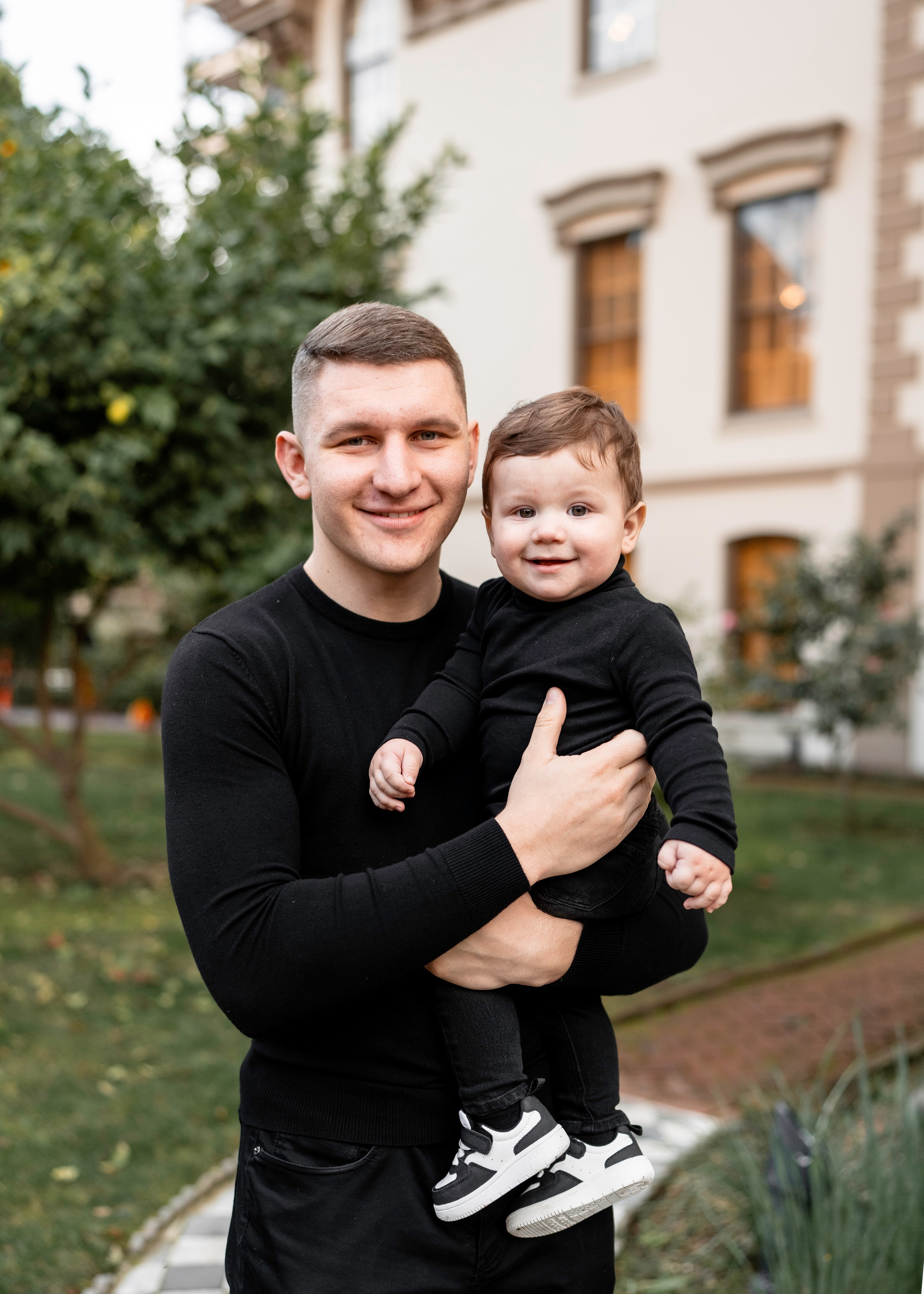 Artem, Nadia & Elisha. Family photographer in Sacramento | Sofia Pavenko