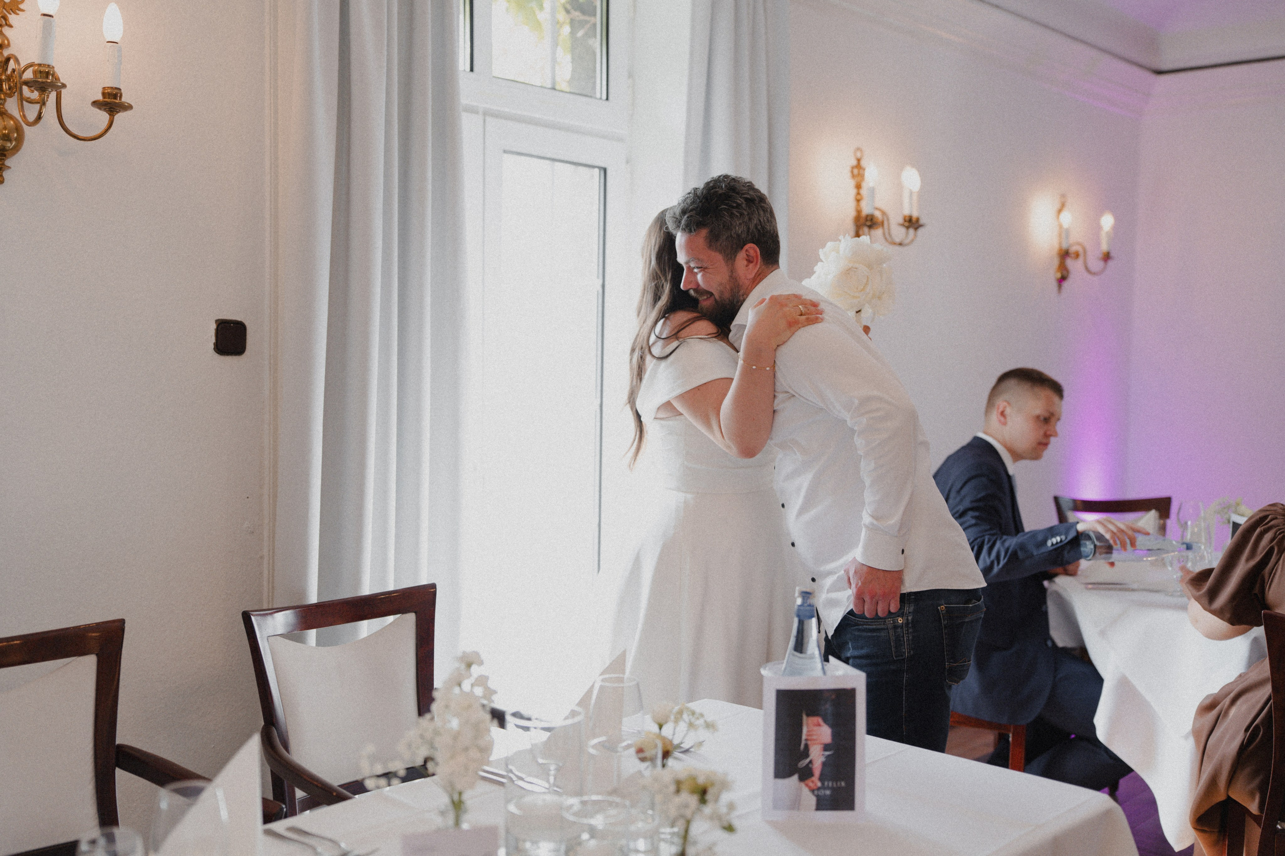 Jessica & Felix I Gesellschaft Harmonie Bochum. Hochzeitsfotografin Bochum | Halyna Reiche Fotografie NRW