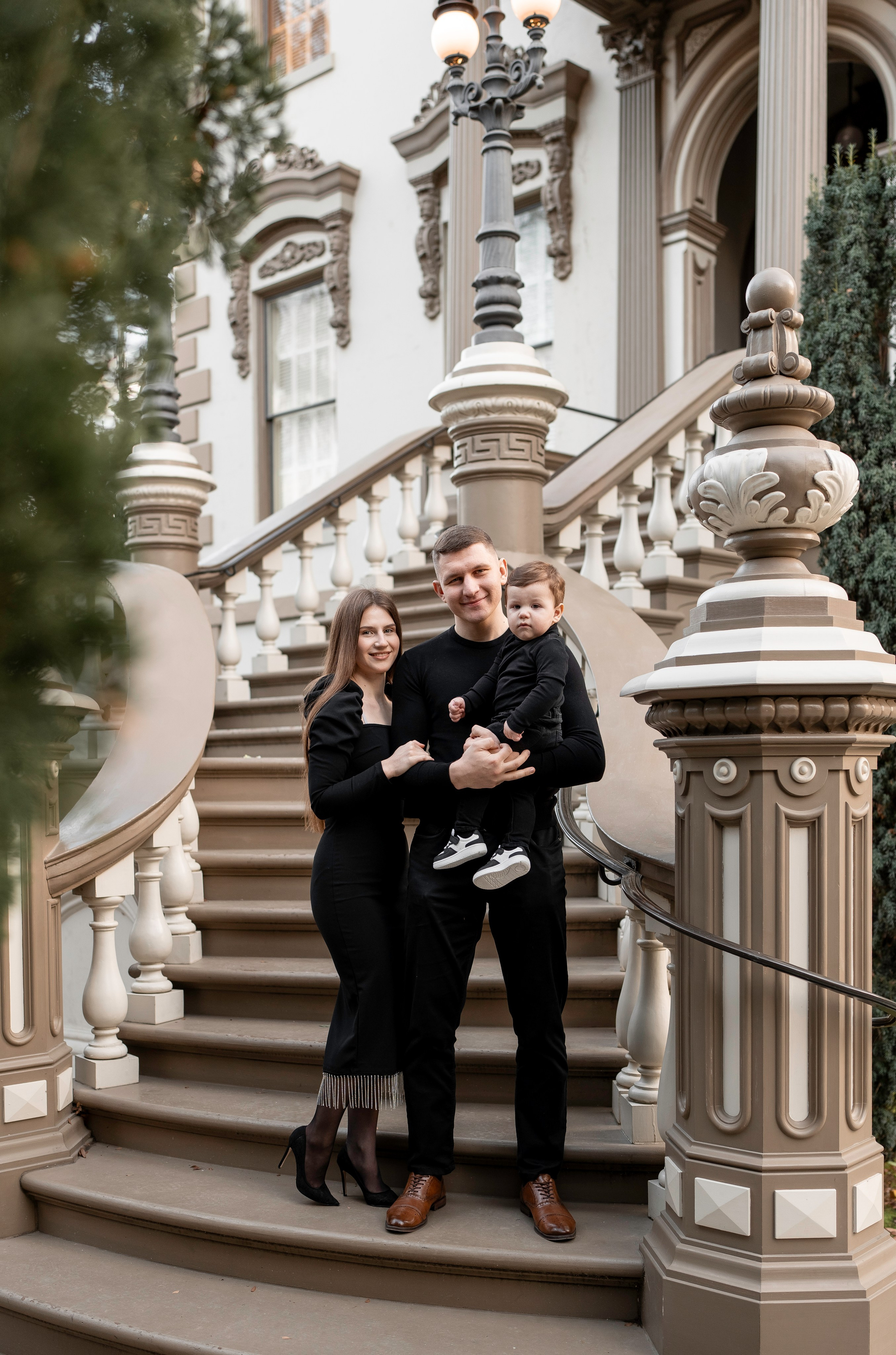 Artem, Nadia & Elisha. Family photographer in Sacramento | Sofia Pavenko