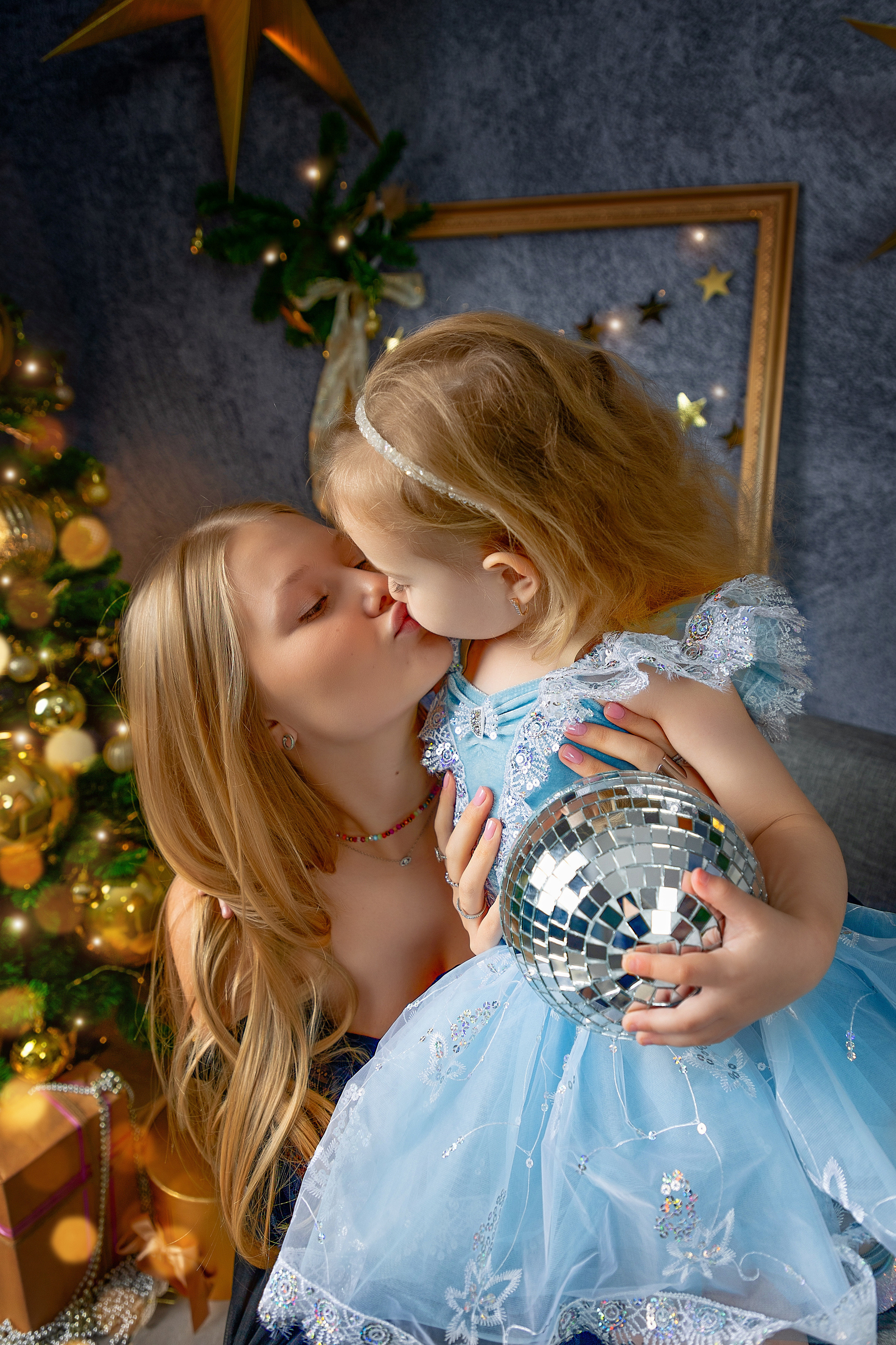 נוביי גוד. דיאנה פרידמן-צלמת משפחה וילדים בישראל