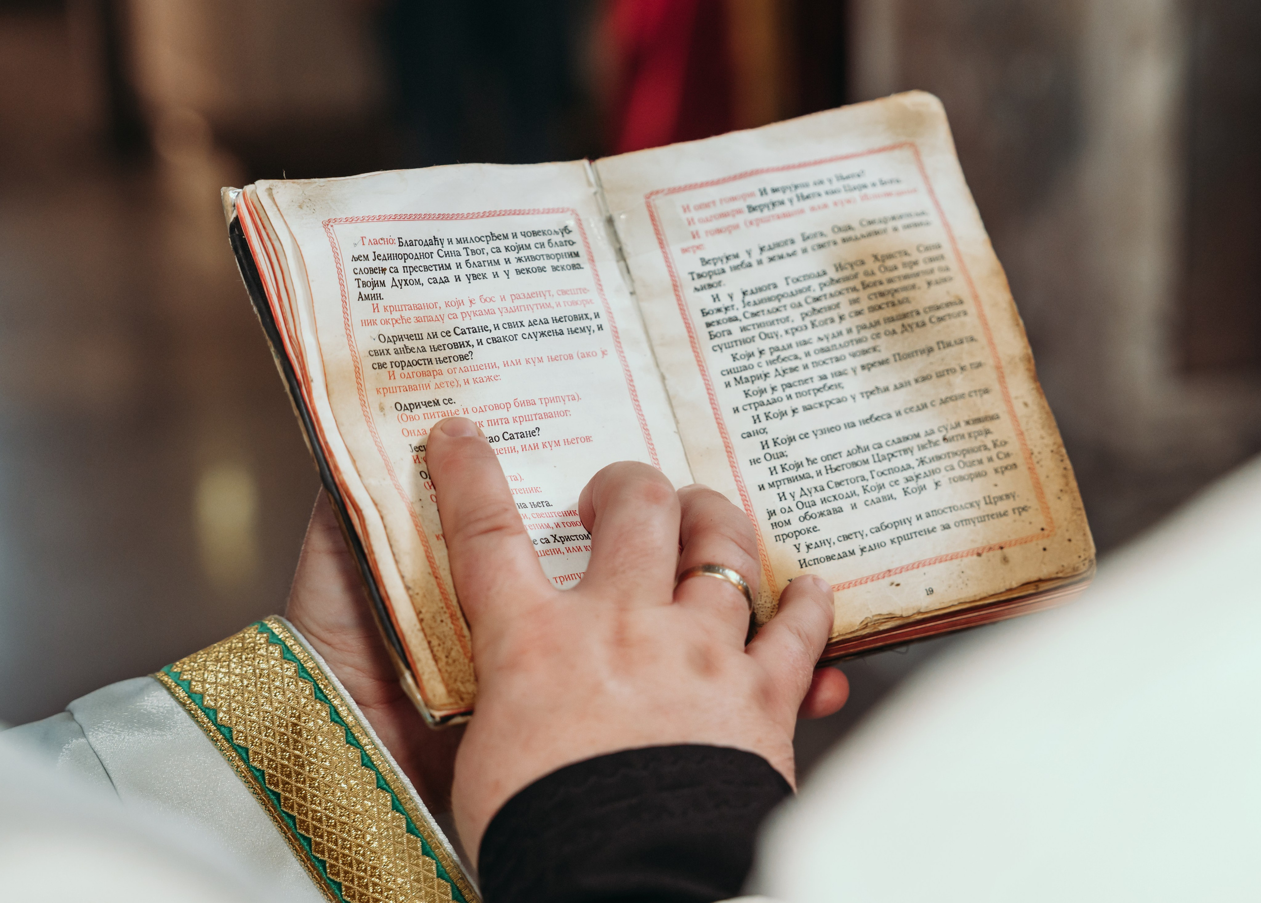 Trebnik u crkvi u beogradu