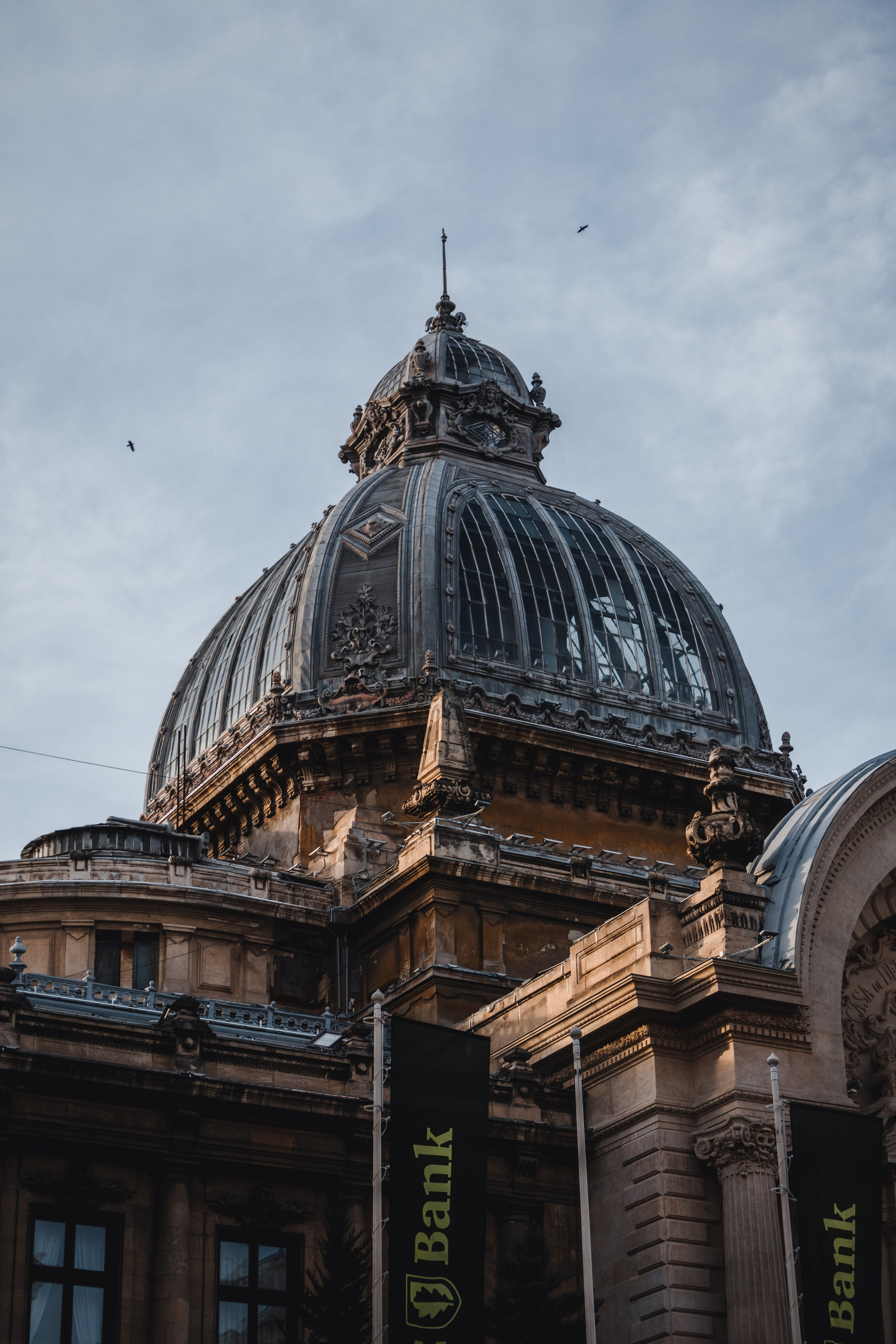 Bucharest. Дизайнер и Фотограф в Кишинёве Бусуйок Станислав