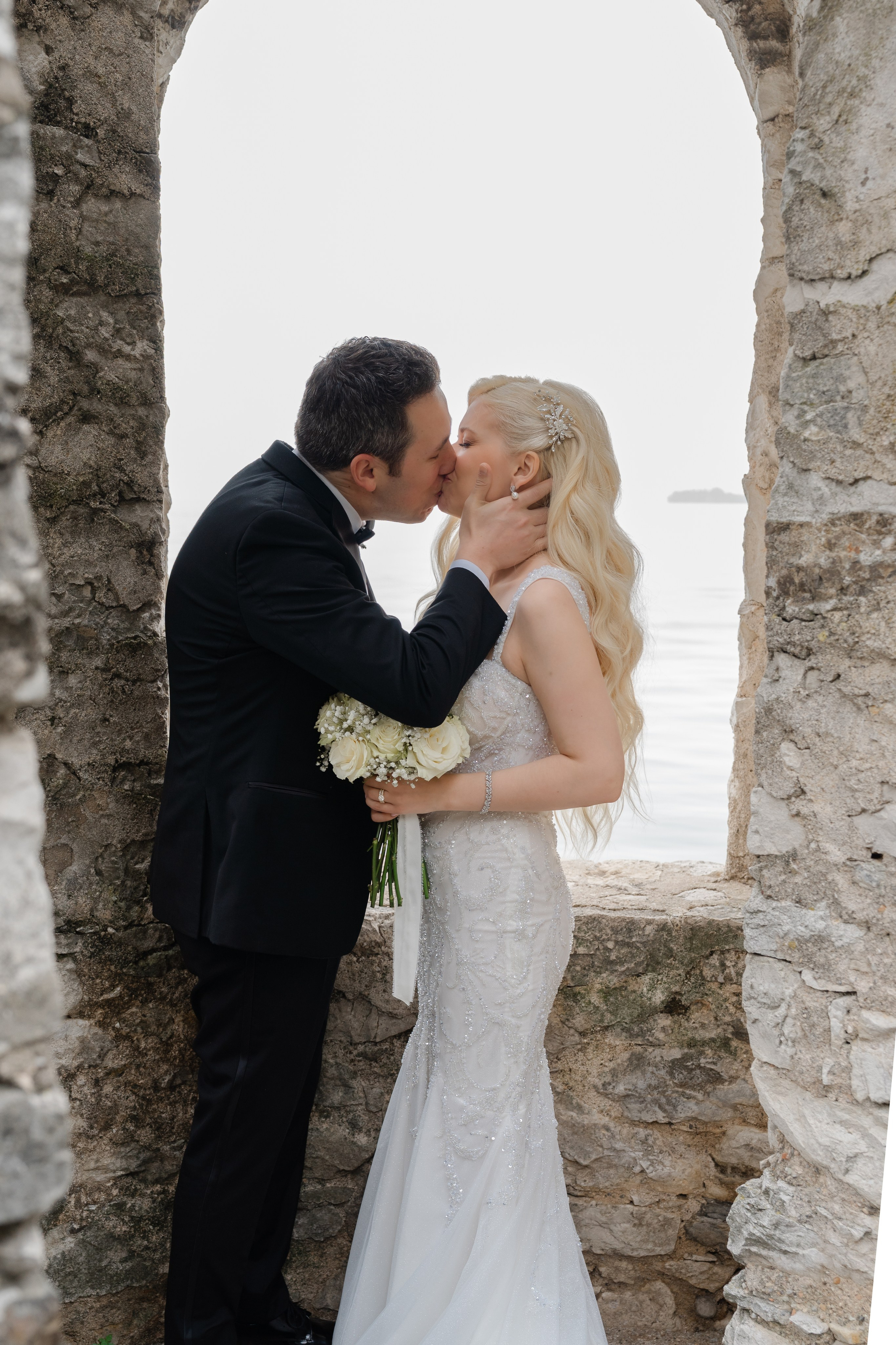LINDSEY AND ROBERT _LAKE GARDA. PHOTOGRAPHER IN ITALY