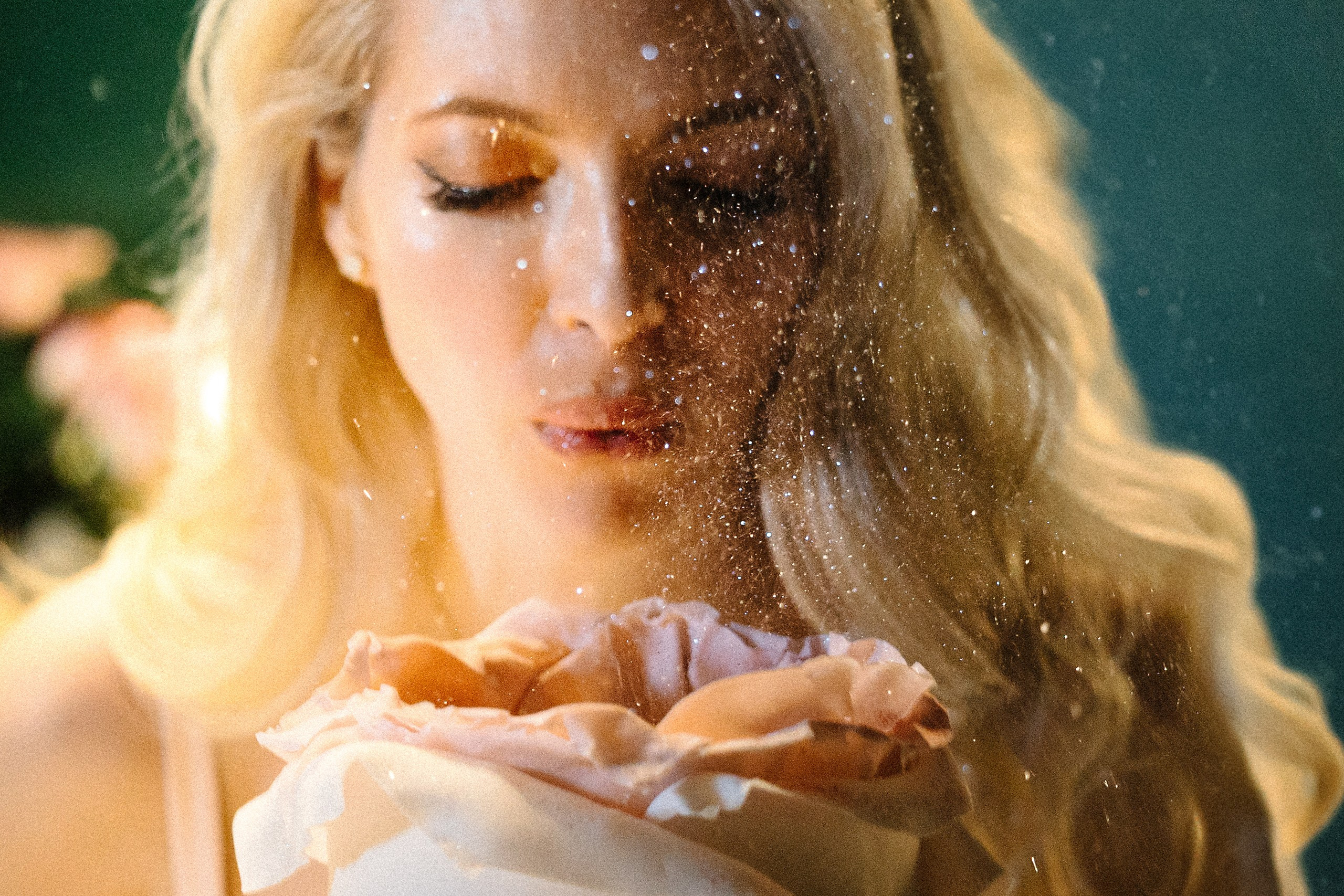 Elegant Birthday Photography | Jana’s Celebration with Friends in Evening Dresses at a Stunning Venue. Evgeny Timofeyev | Wedding & Content photographer and videographer