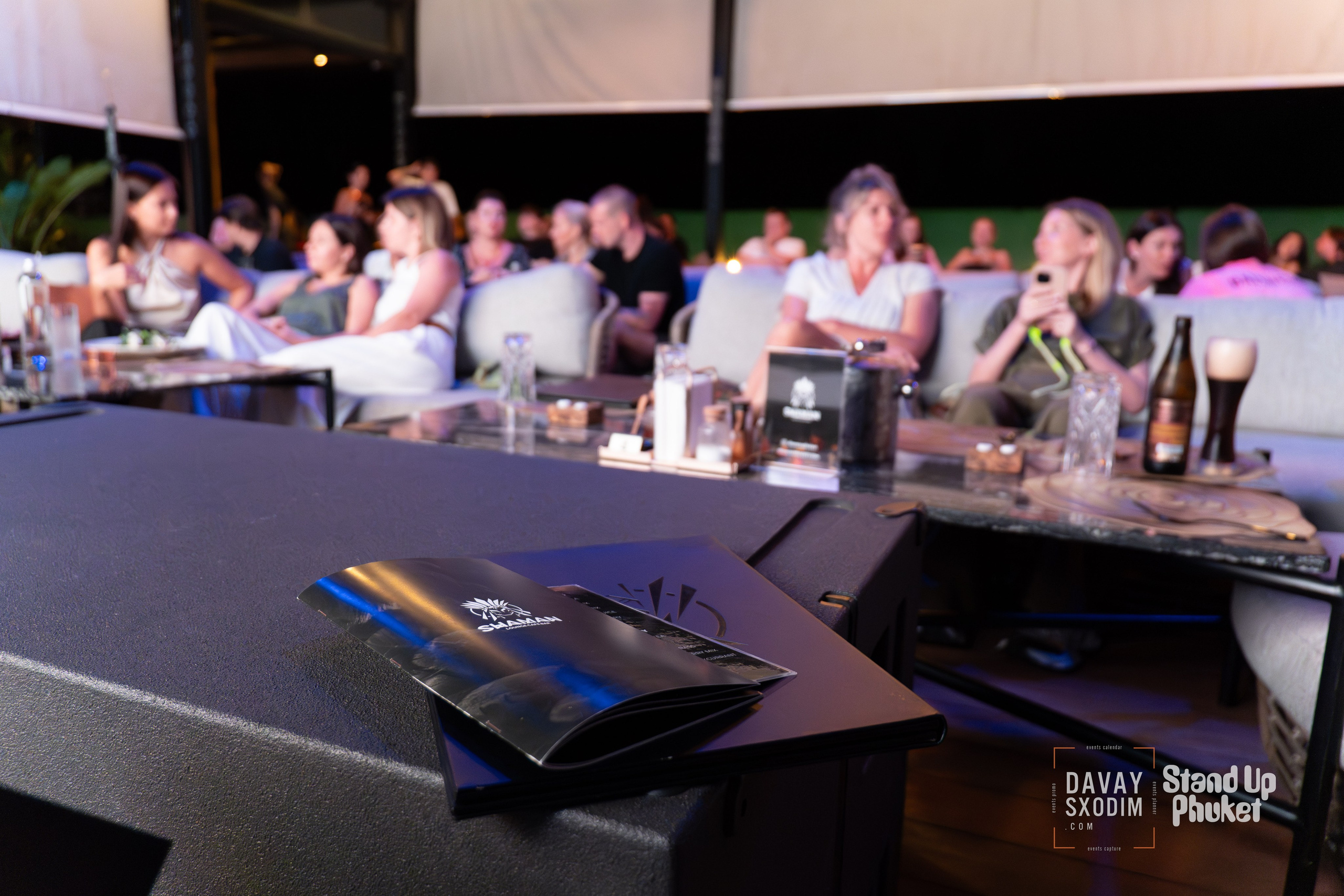 Standup Влада Лапина | Фоторепортаж | Афиша | DAVAYSXODIM.com PHUKET. АФИША|ФОТОРЕПОРТАЖИ|ИВЕНТЫ|ПХУКЕТ