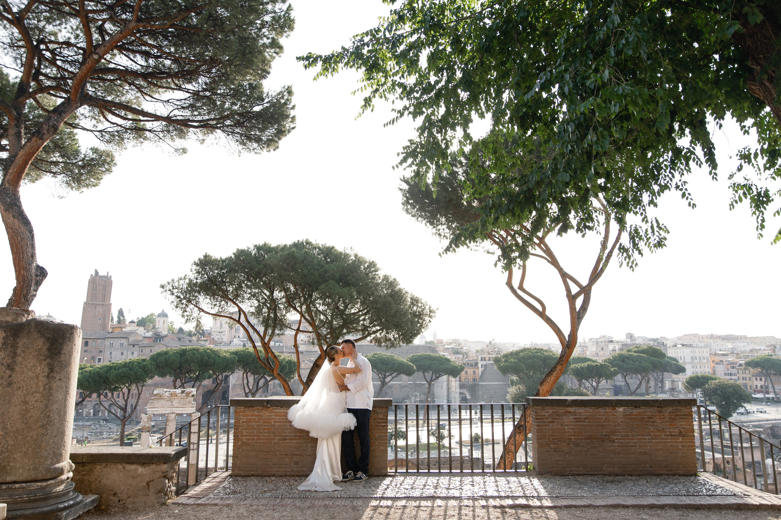 Elopement in Rome. Wedding Photographer Rome Tuscany Como Sicily Puglia Amalfy Italy- Oksana Savenchuk