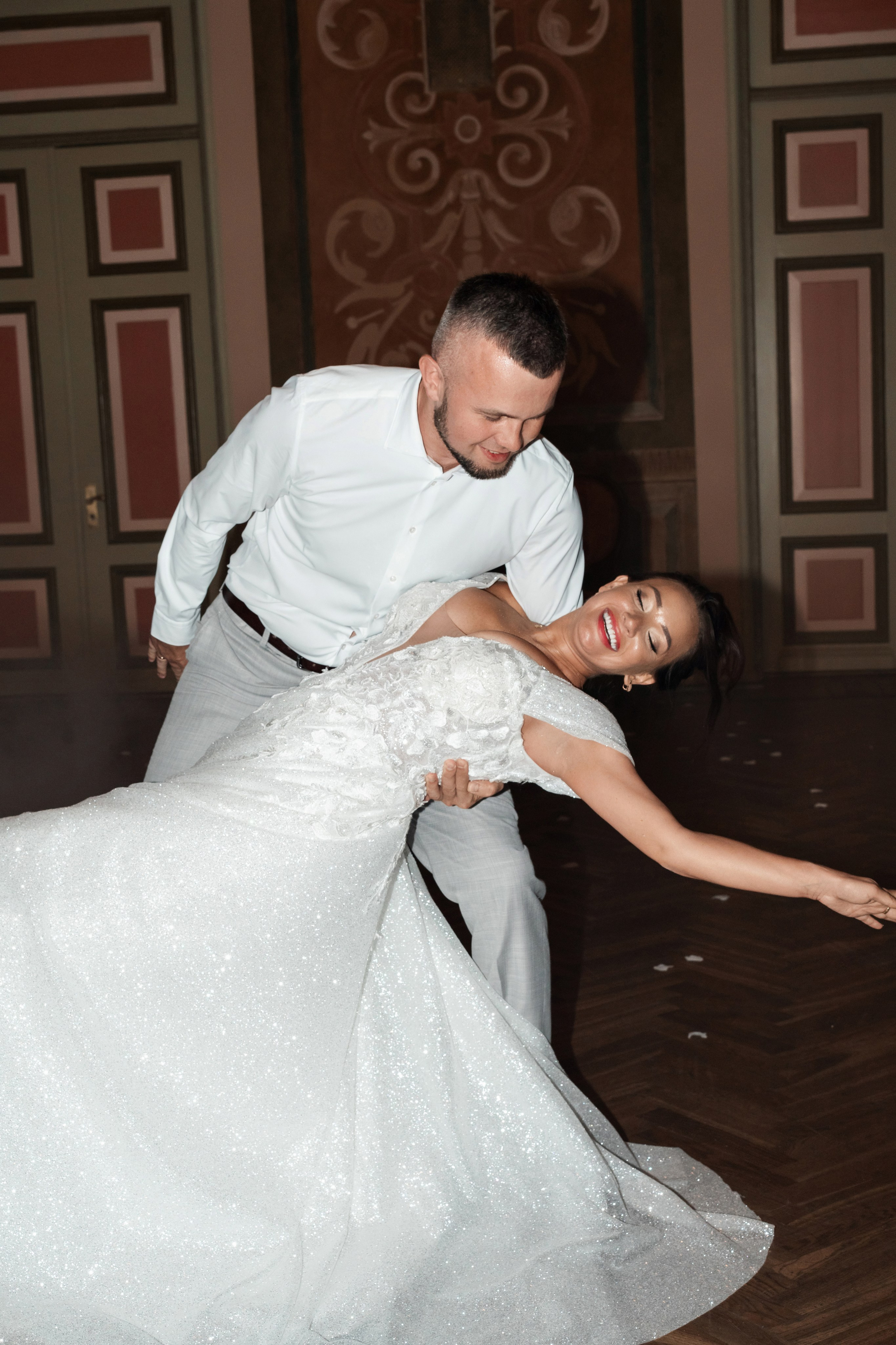 TATIANA & VLAD. Bryllupsfotograf i hele Norge