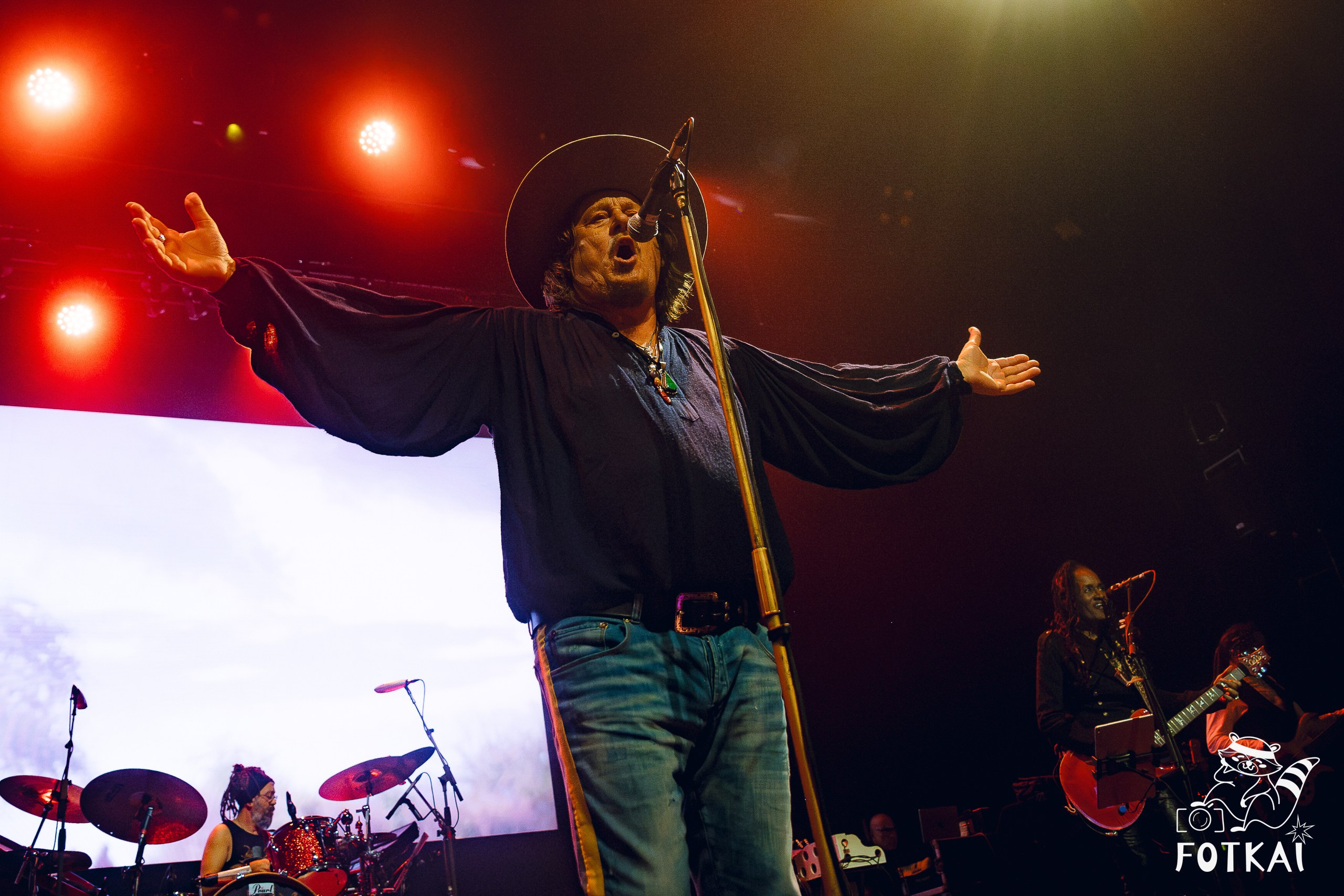 Zucchero celebró 25 años de «Baila (Sexy Thing)» en el Príncipe Pío de Madrid — Fotos, 2026 | FOTKAI