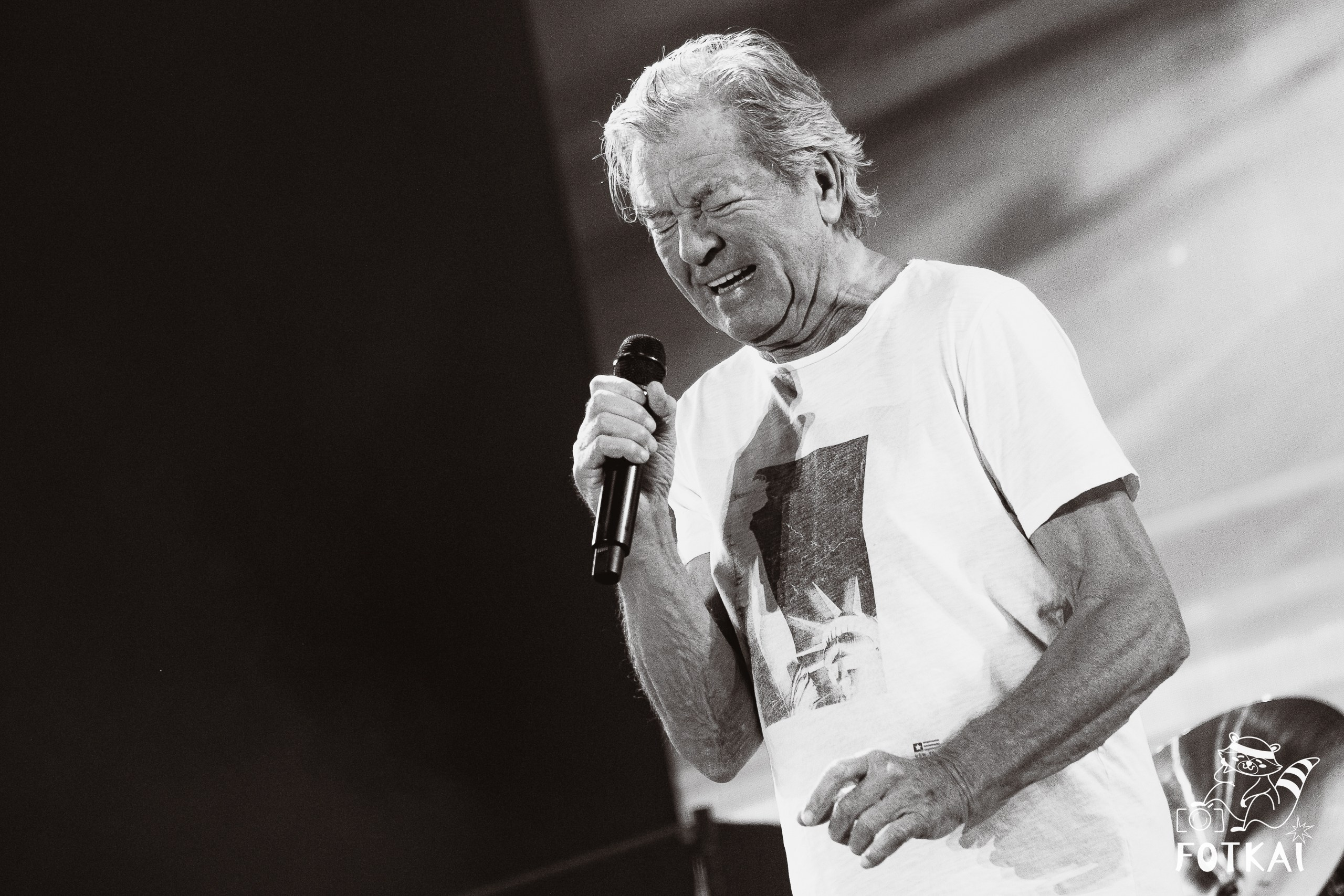 Deep Purple Rock Madrid’s Movistar Arena: Concert Photos of the Hard Rock Legends, 2026 | FOTKAI