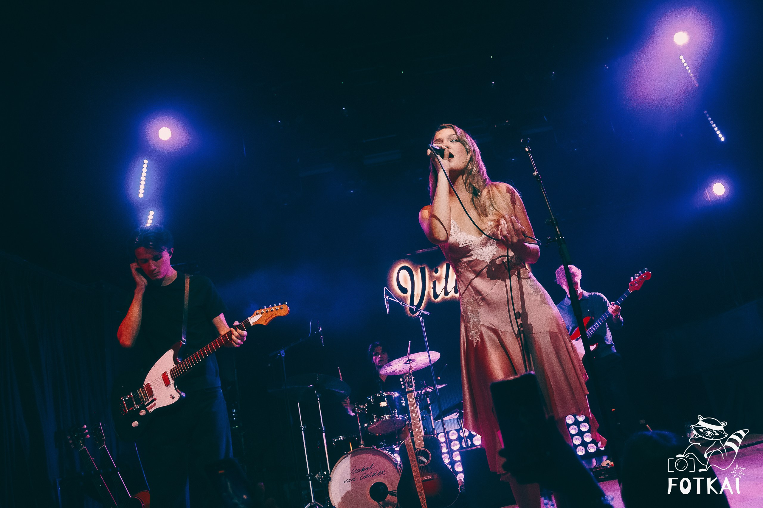 Isabel van Gelder debutó en España con su pop onírico en la Sala Villanos de Madrid, 2026 | FOTKAI