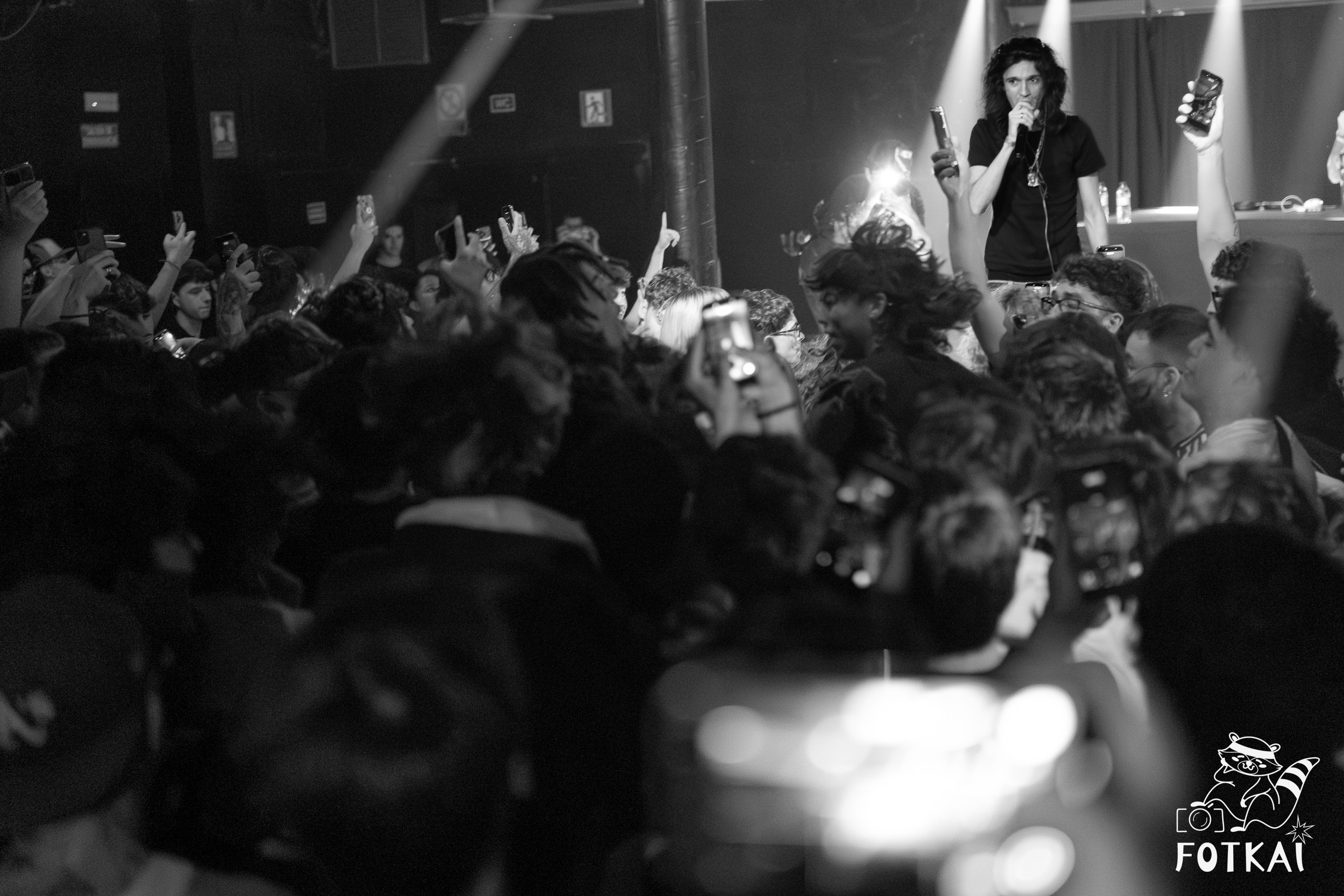 Enzocerobulto Brought Argentine Trap to Razzmatazz Barcelona — Only Spanish Date, 2026 | FOTKAI